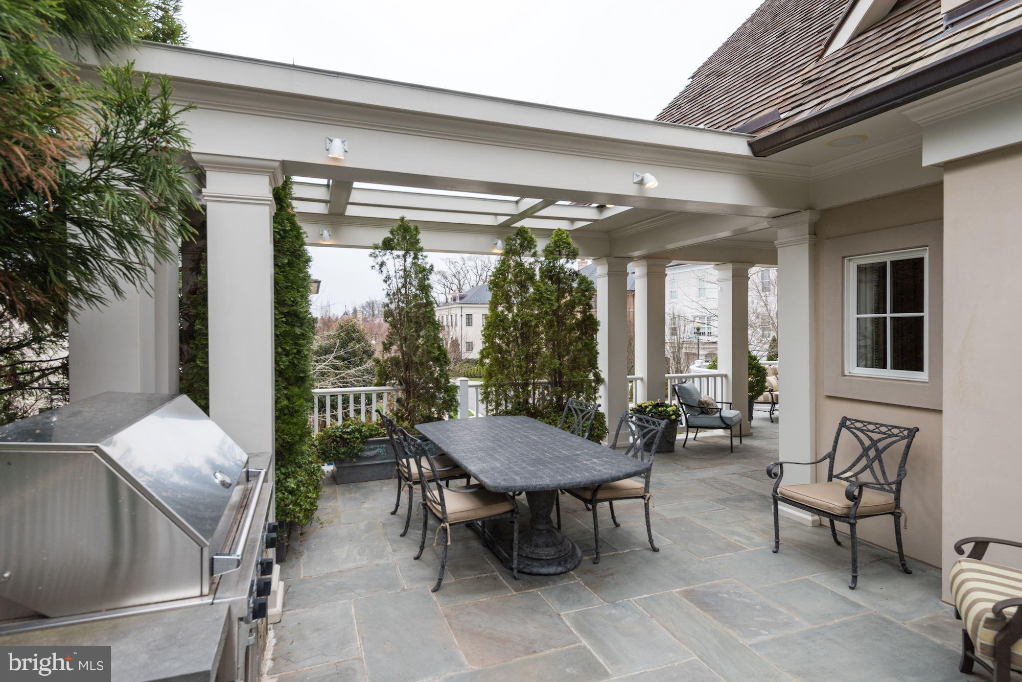 PHILLIPS PARK - Residential