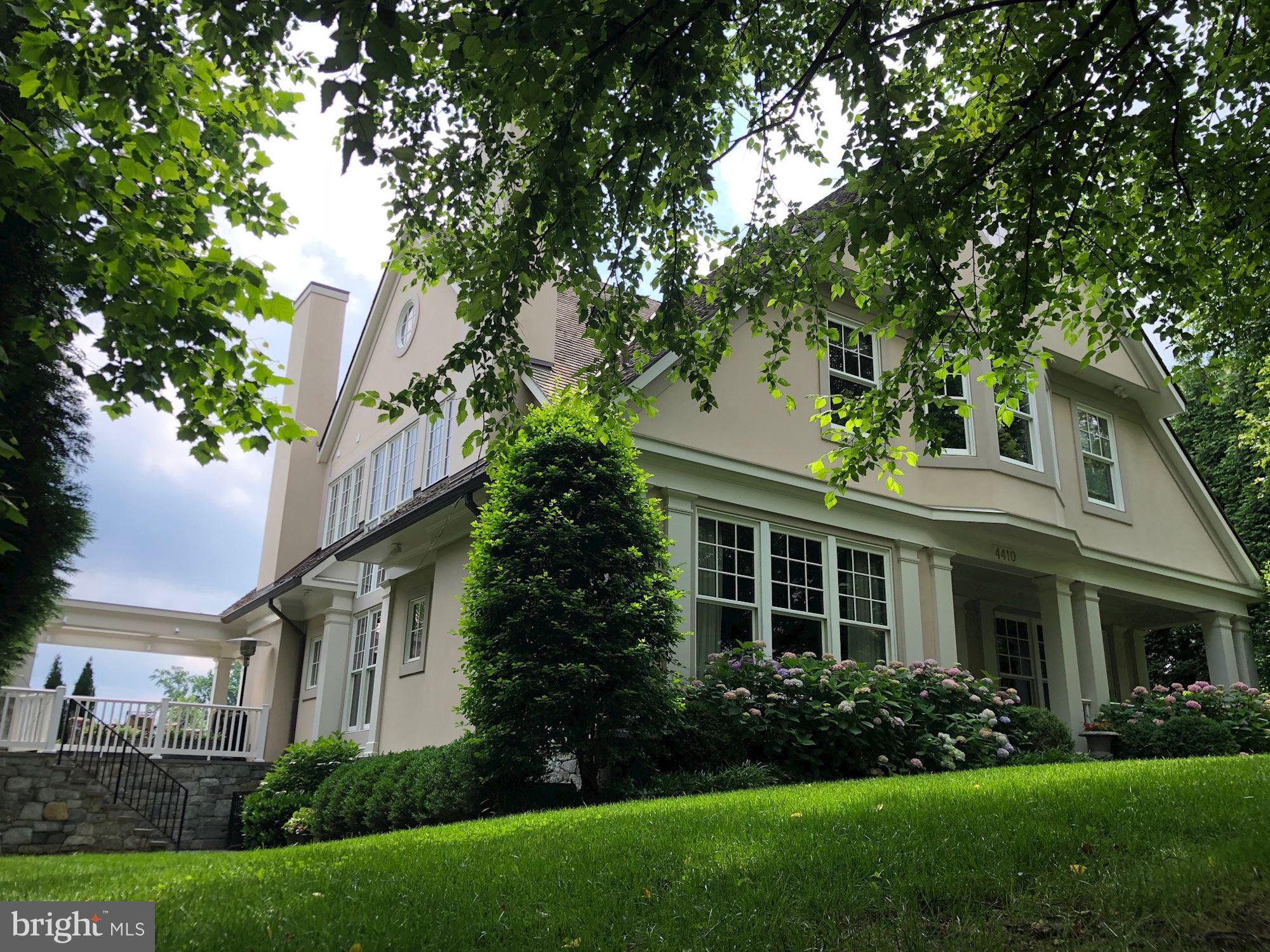 PHILLIPS PARK - Residential