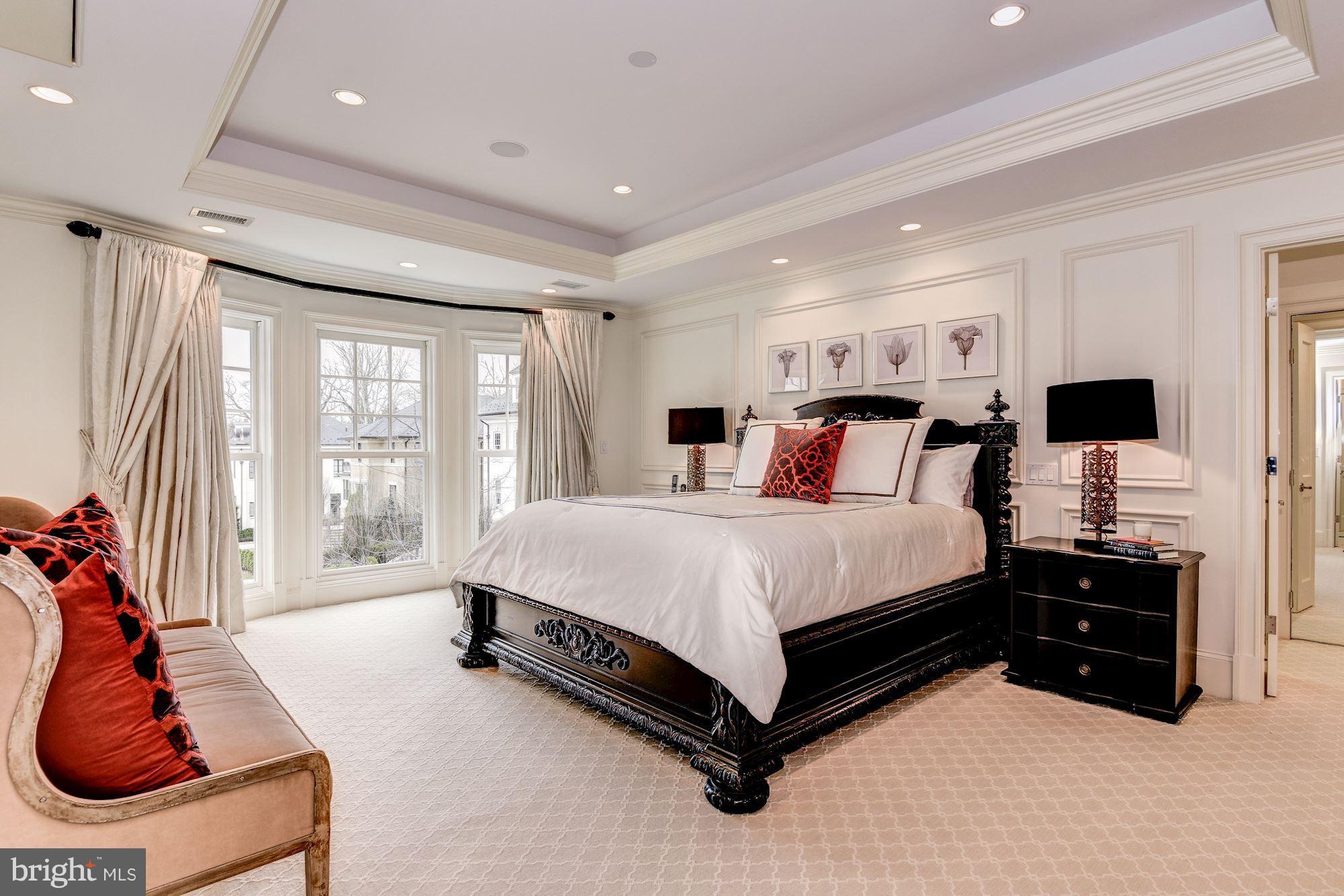 PHILLIPS PARK - Residential