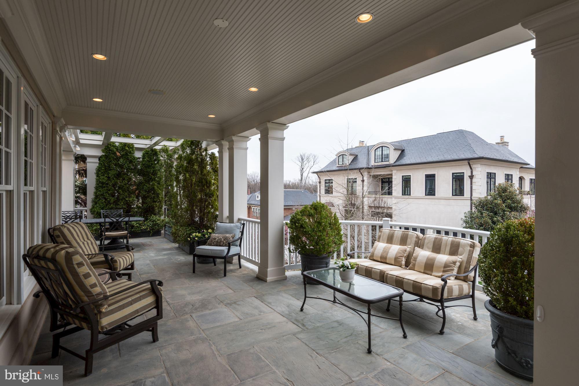 PHILLIPS PARK - Residential
