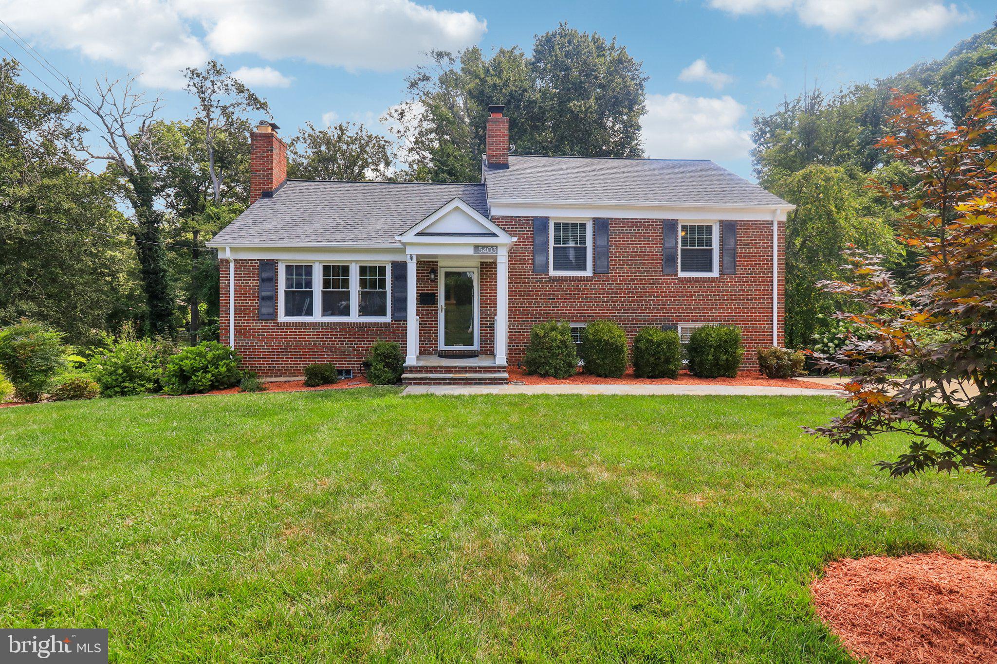 5403 ATLEE PLACE