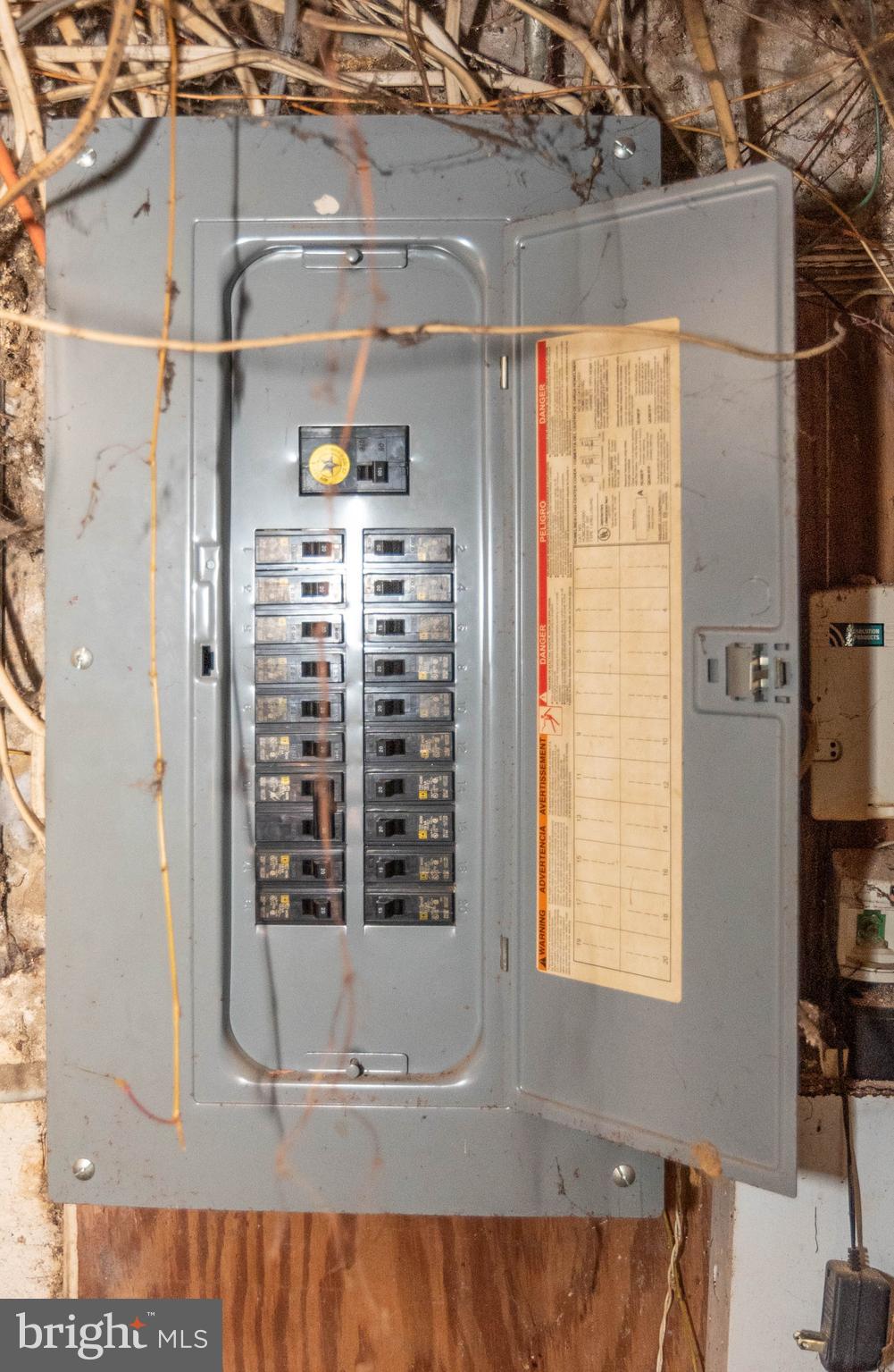 MIDTOWN EDMONDSON - Residential