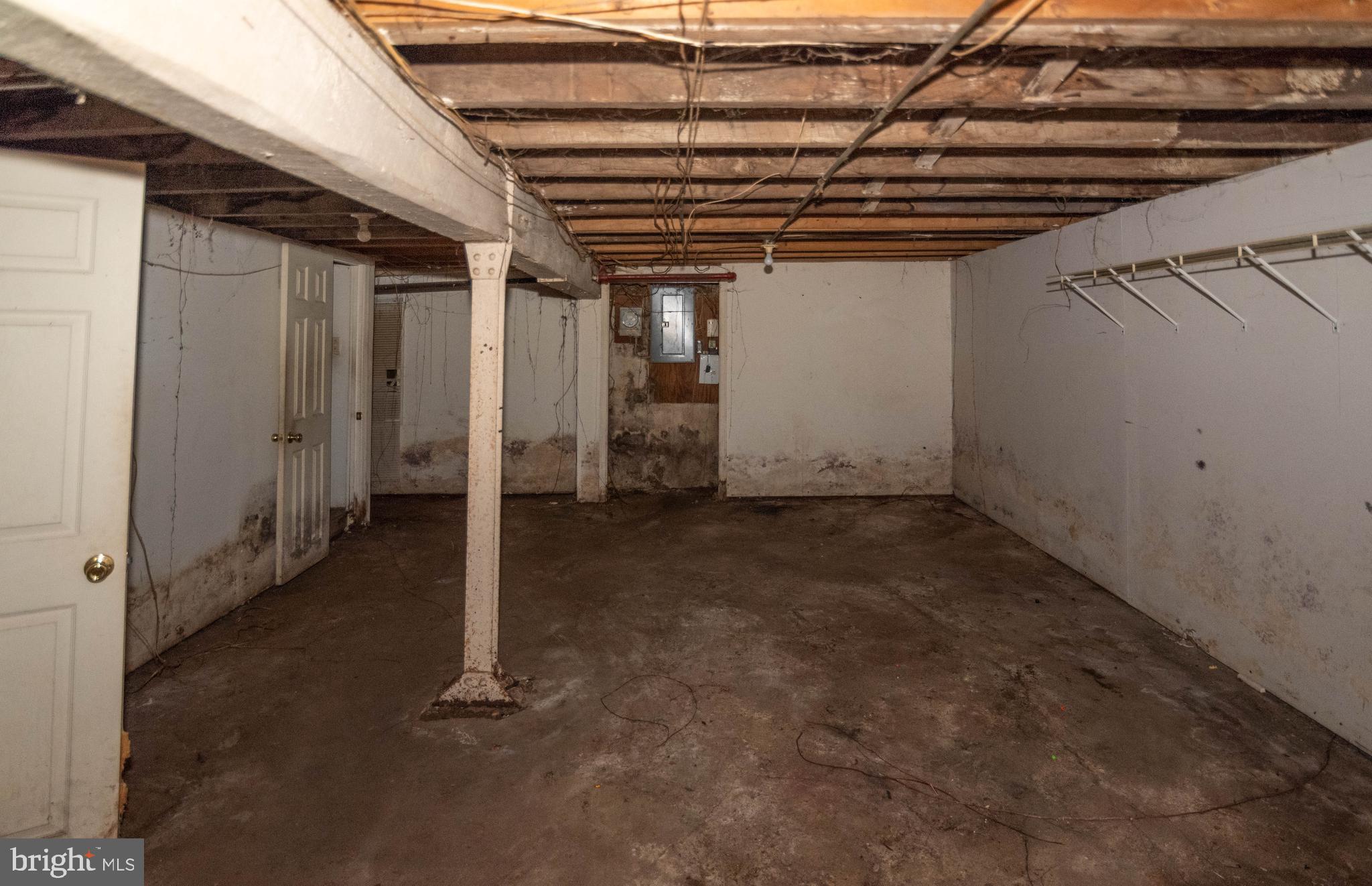 MIDTOWN EDMONDSON - Residential