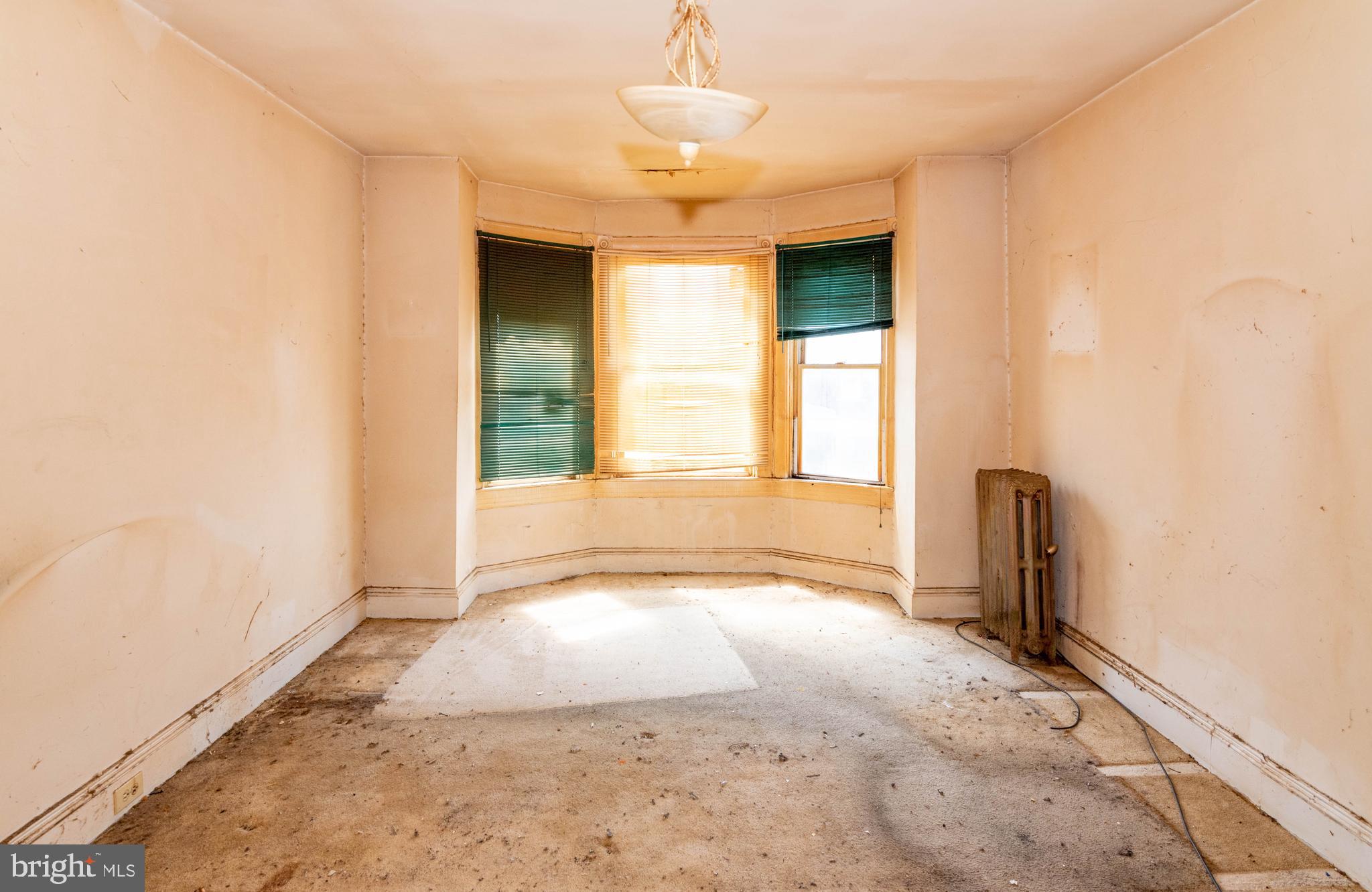 MIDTOWN EDMONDSON - Residential