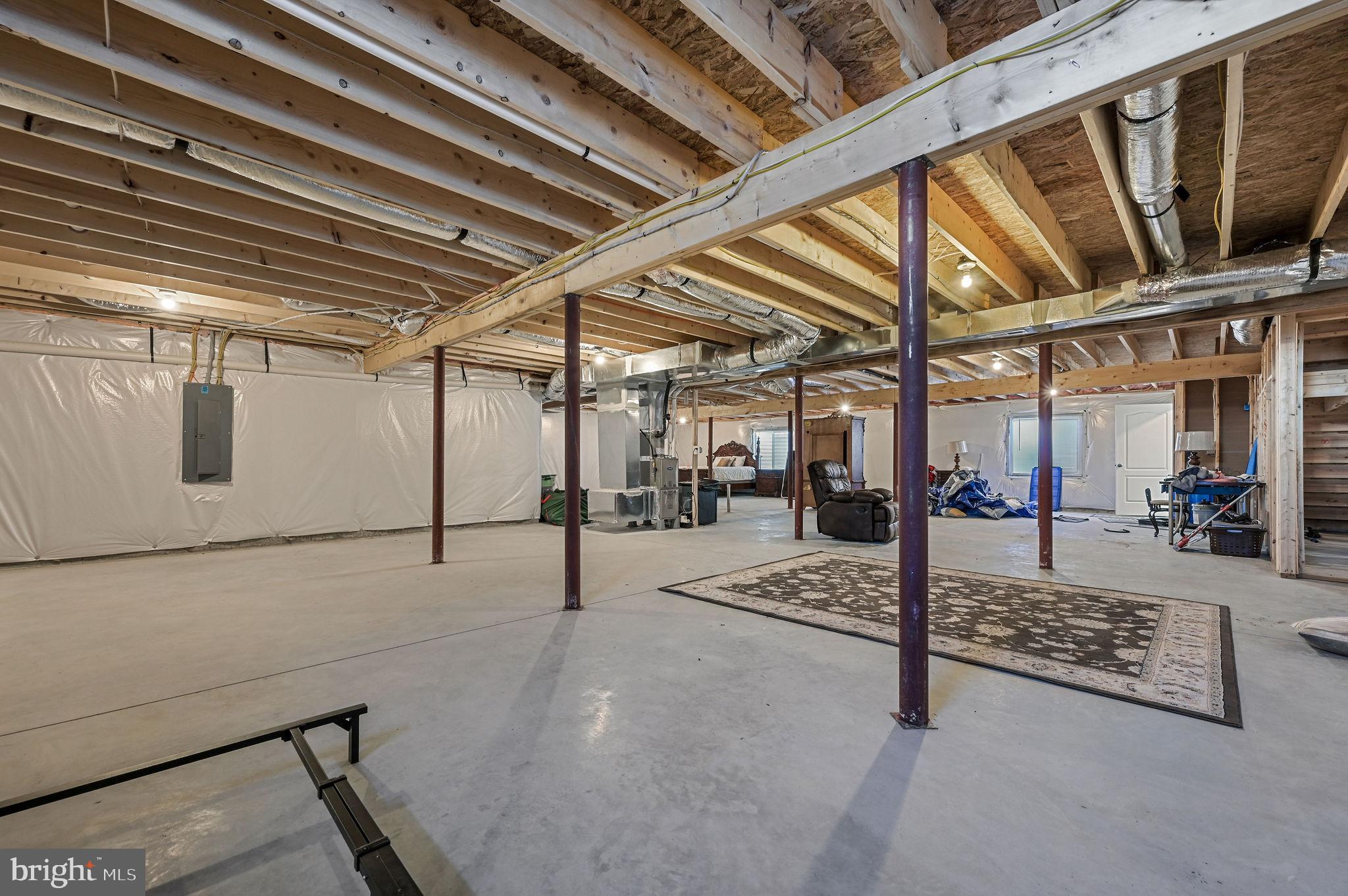 ABBOTTS POND ACRES - Residential