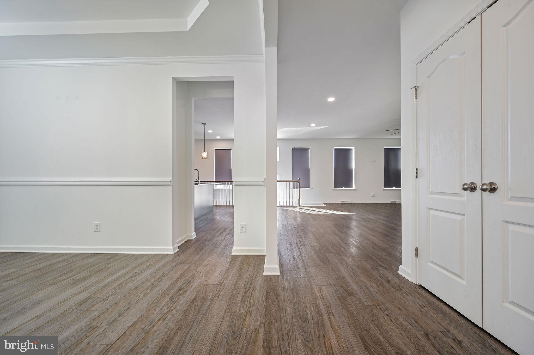 ABBOTTS POND ACRES - Residential