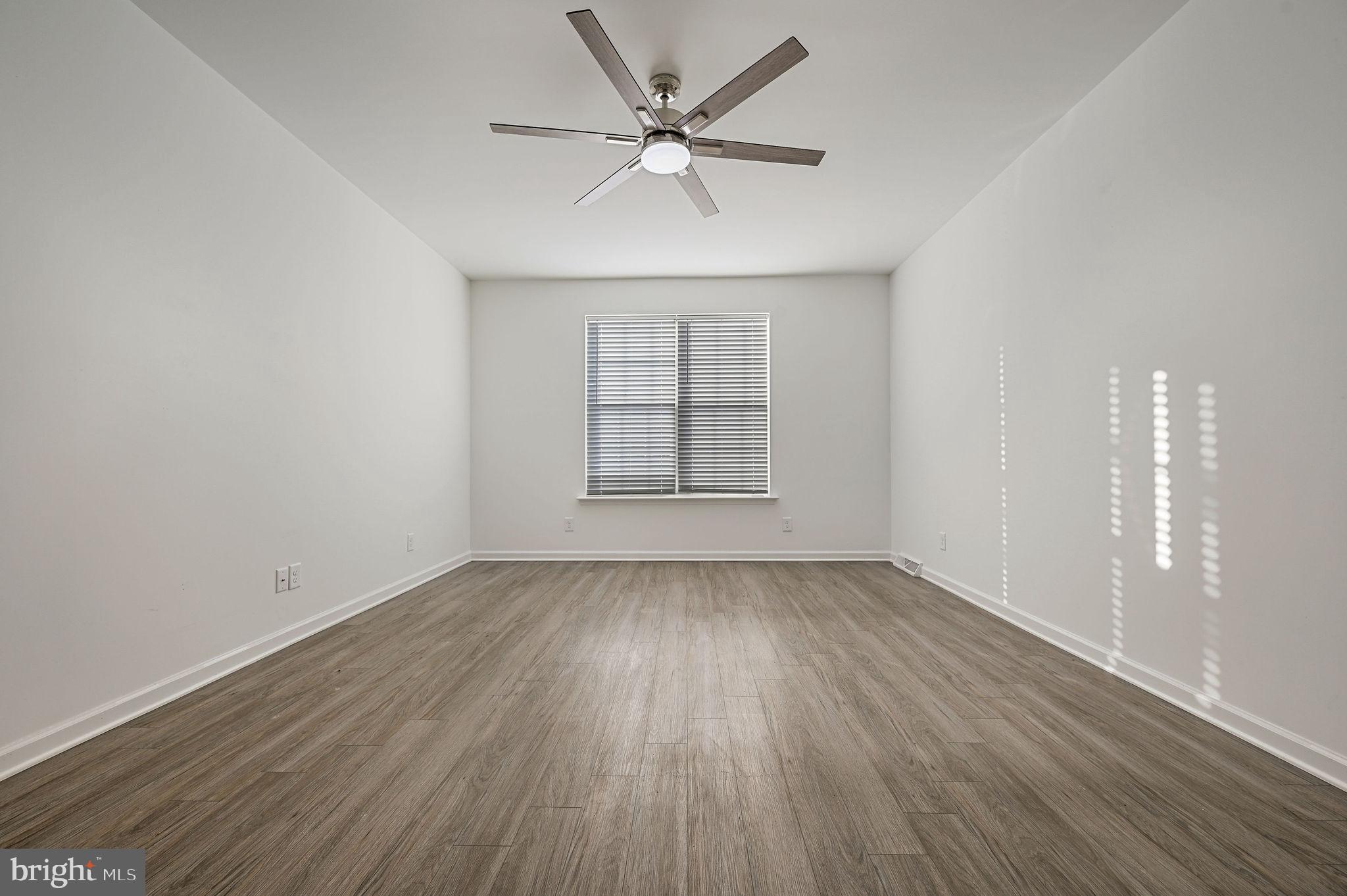 ABBOTTS POND ACRES - Residential