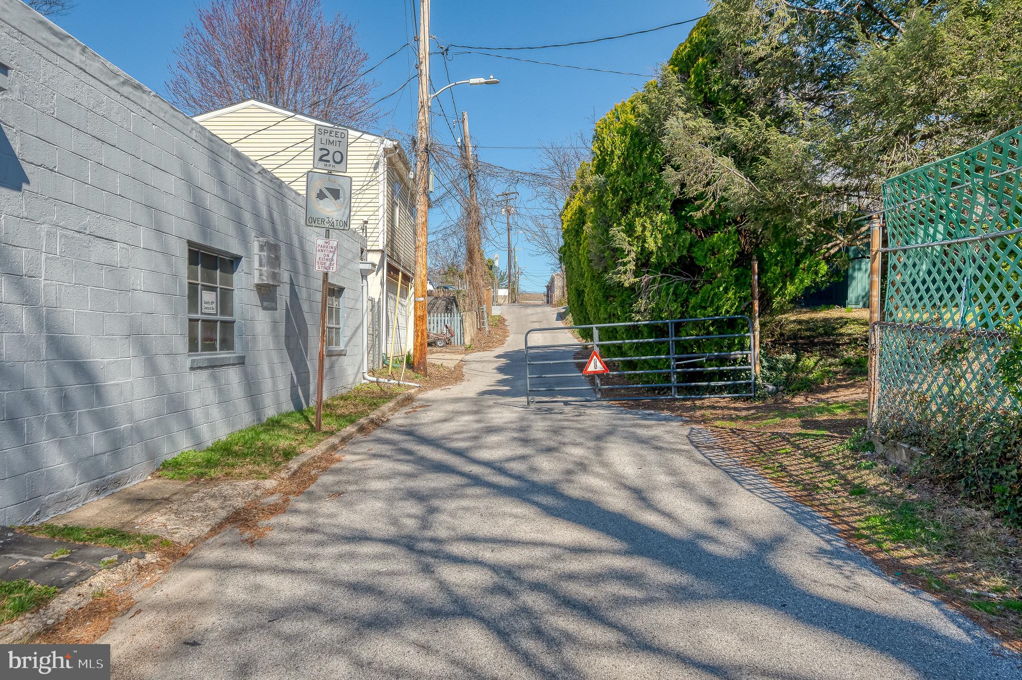 HAMPDEN HISTORIC DISTRICT - Residential