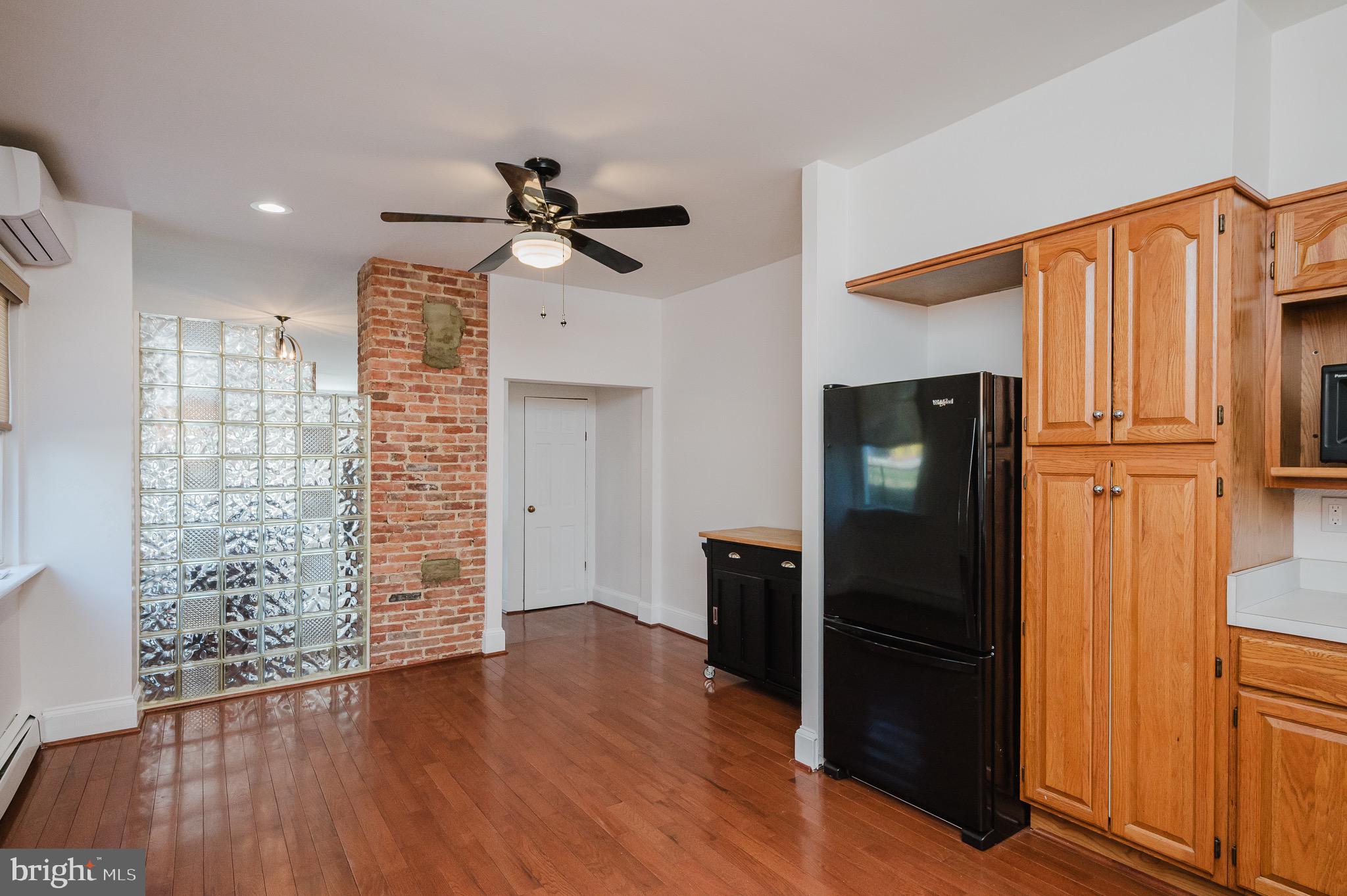 HAMPDEN HISTORIC DISTRICT - Residential