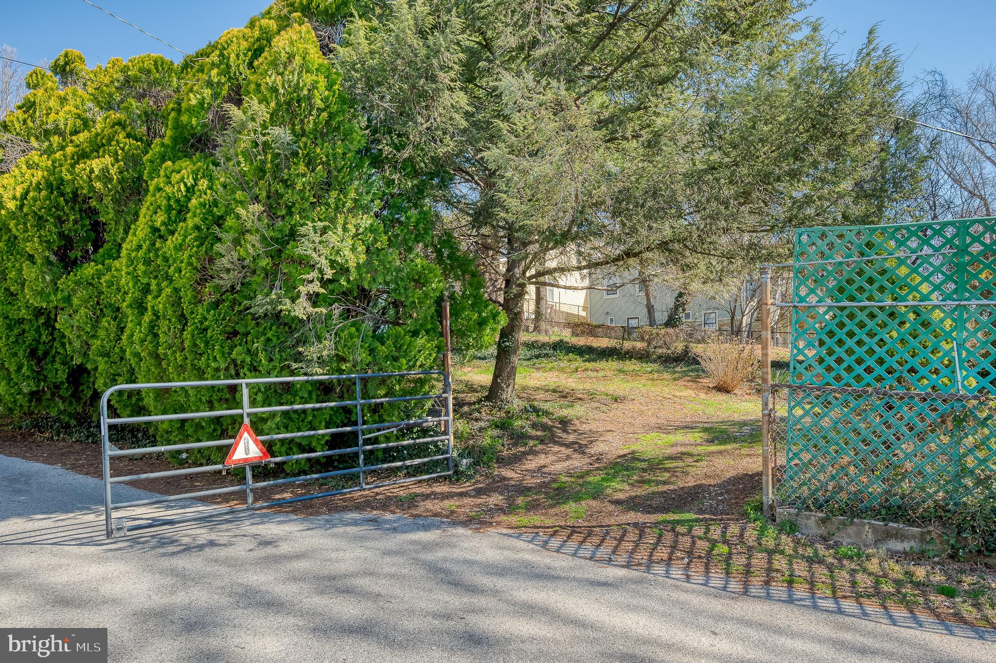 HAMPDEN HISTORIC DISTRICT - Residential