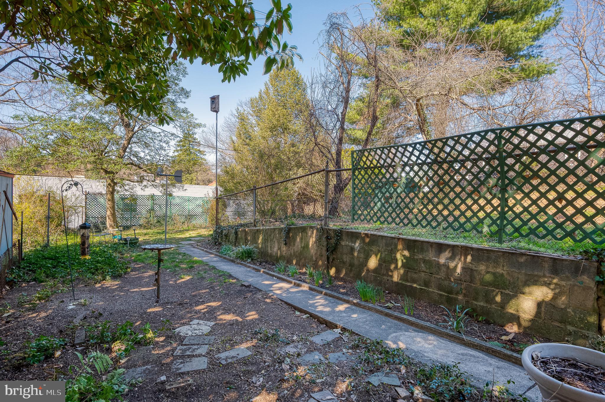 HAMPDEN HISTORIC DISTRICT - Residential