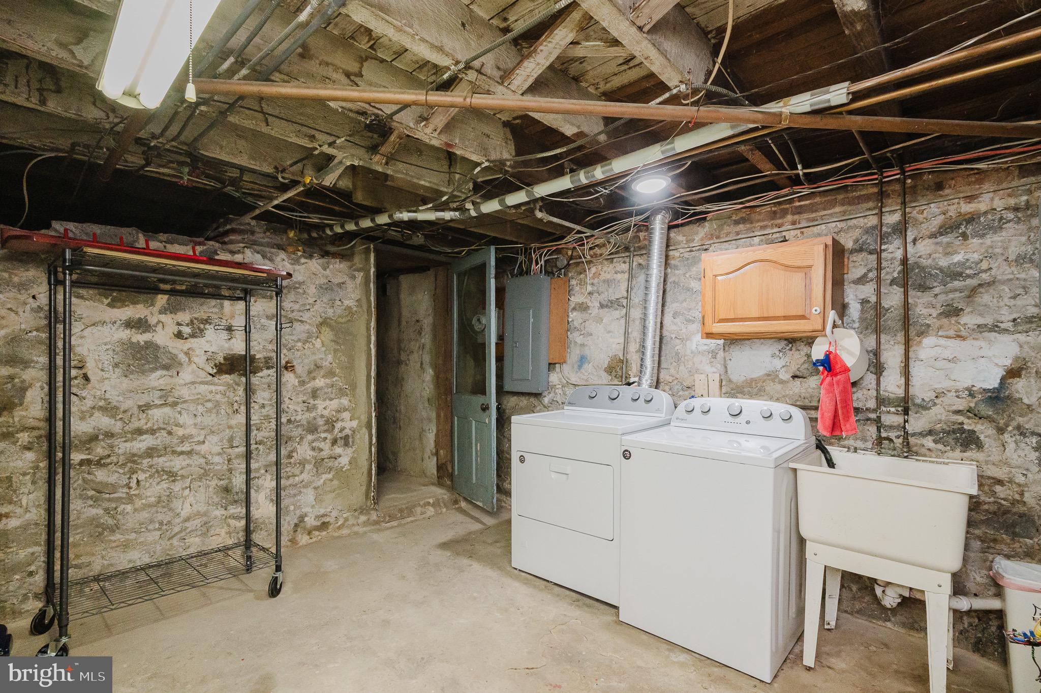 HAMPDEN HISTORIC DISTRICT - Residential