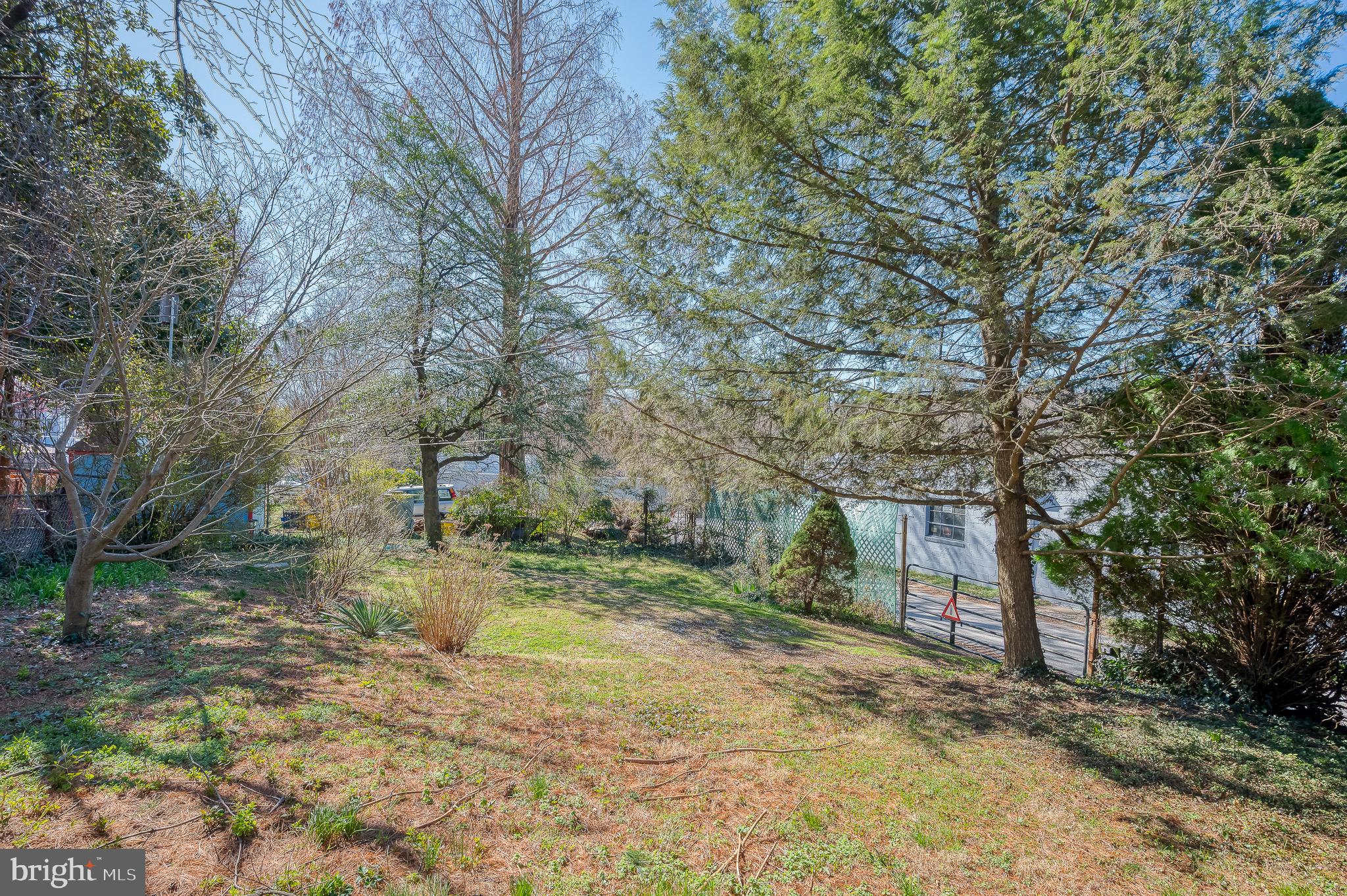 HAMPDEN HISTORIC DISTRICT - Residential