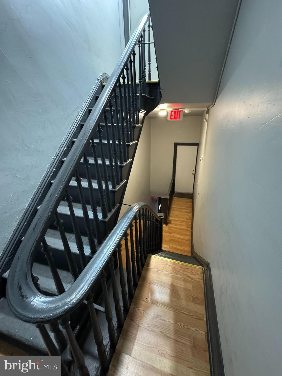 FAIRMOUNT - Residential Income