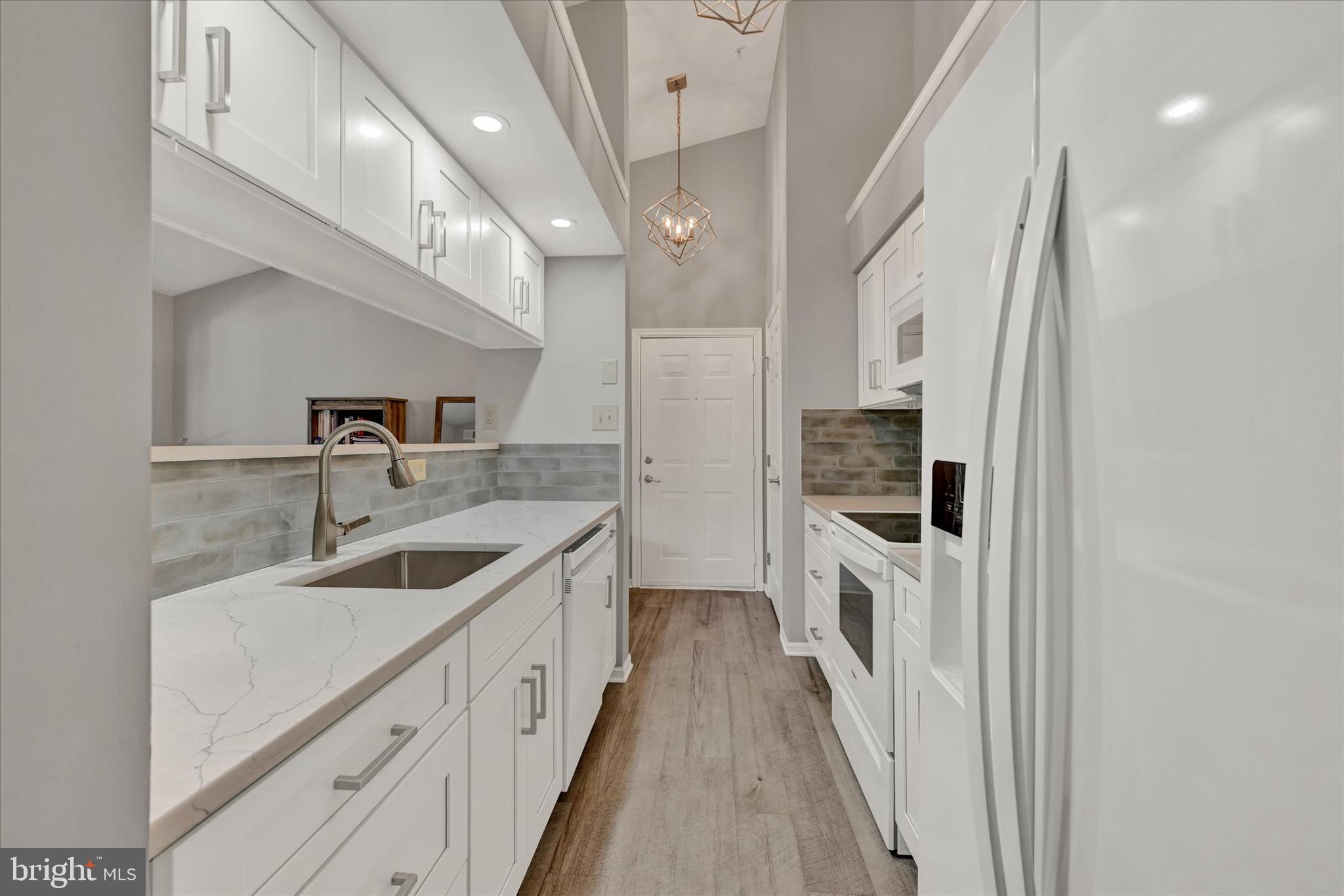 GREENSPRING EAST - Residential