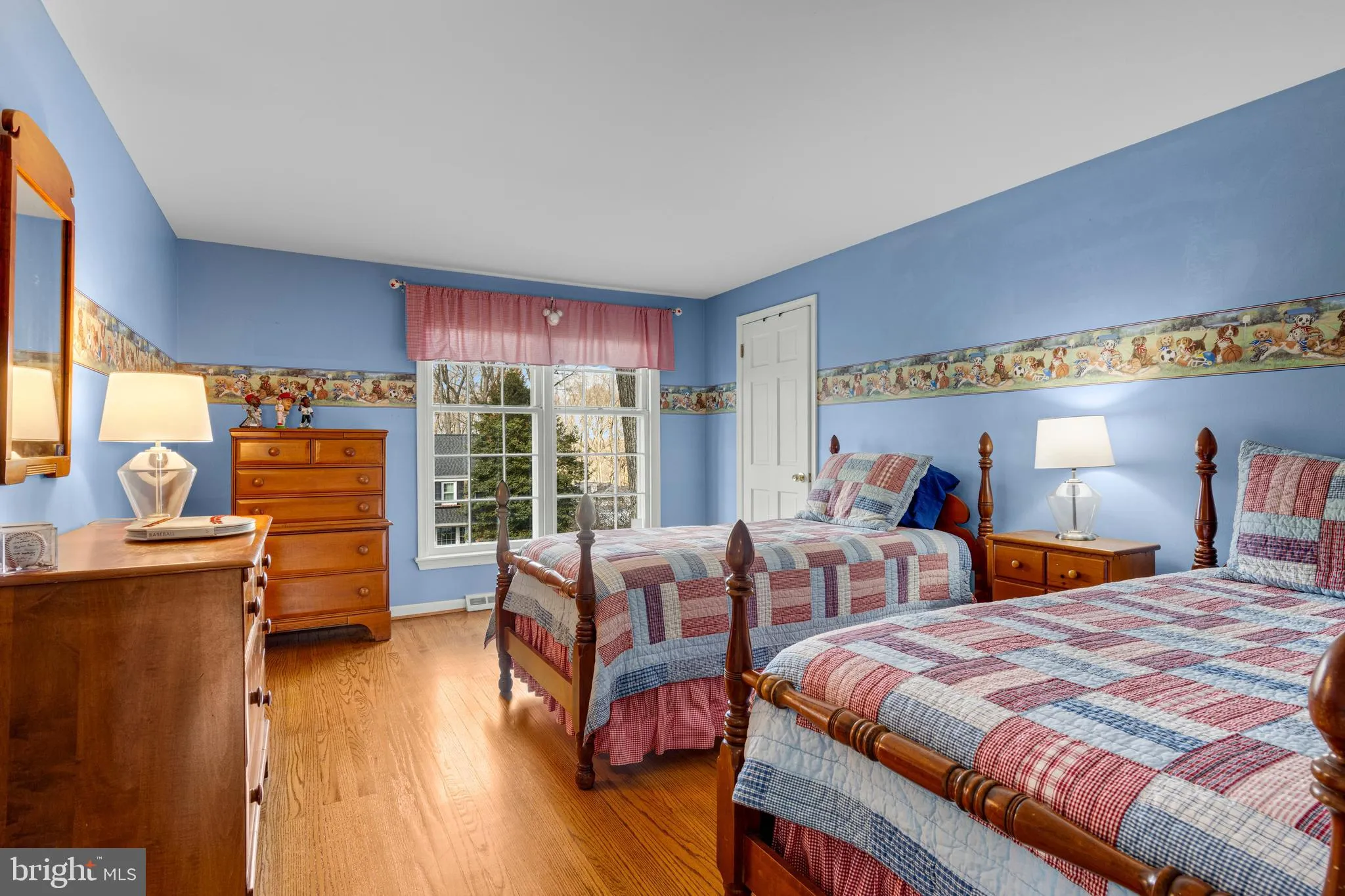 Wayne, Pennsylvania 19087, United States, 5 Bedrooms Bedrooms, ,3 BathroomsBathrooms,Residential,Pending,8421