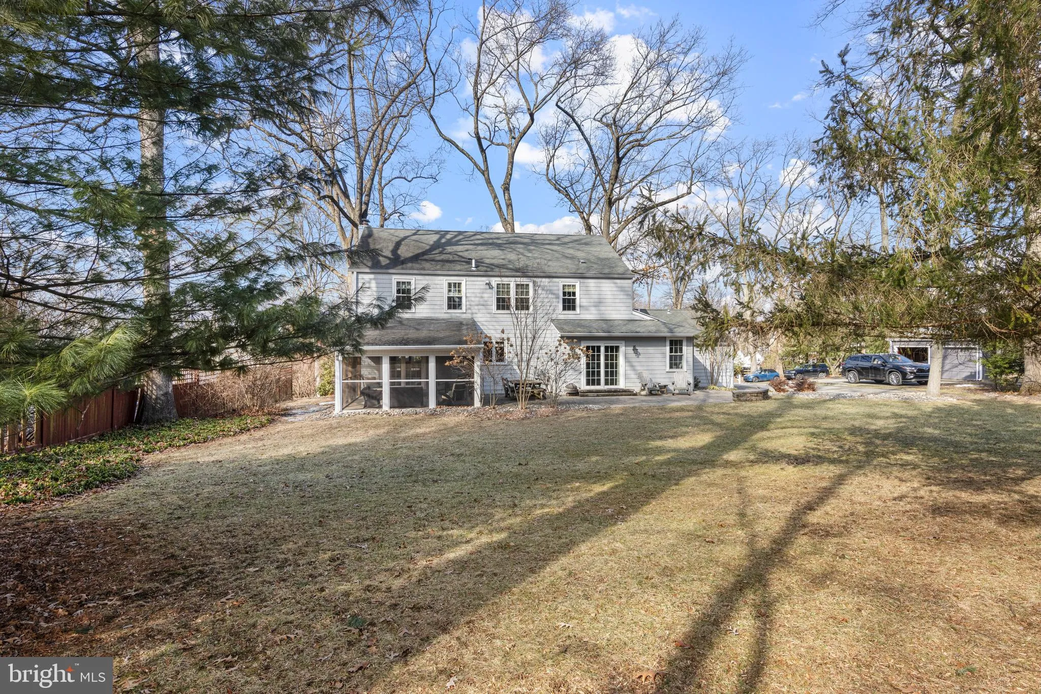 Wayne, Pennsylvania 19087, United States, 5 Bedrooms Bedrooms, ,3 BathroomsBathrooms,Residential,Pending,8421