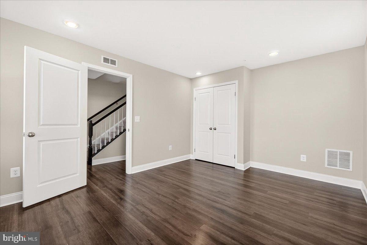 WESTVIEW SOUTH - Residential