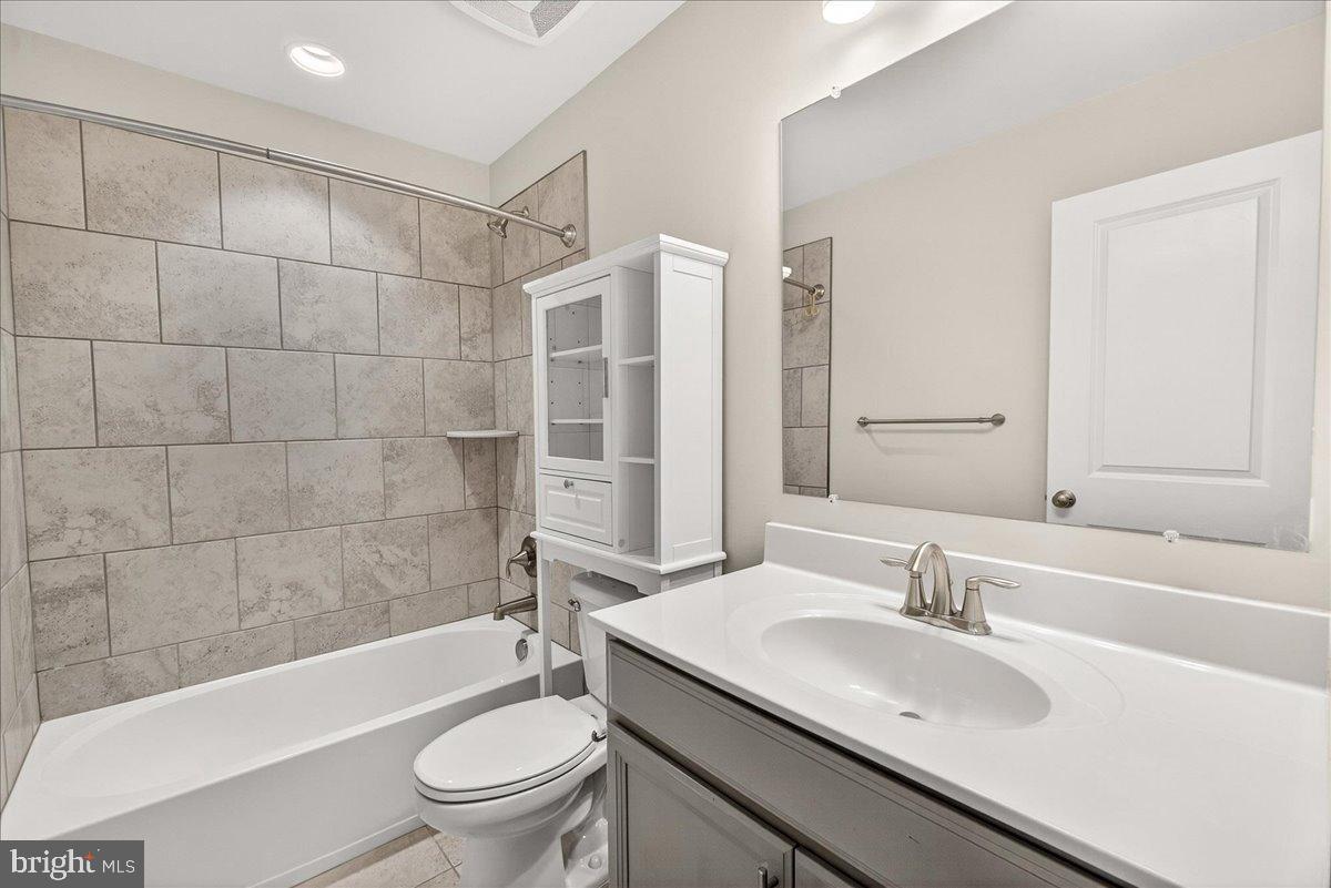 WESTVIEW SOUTH - Residential