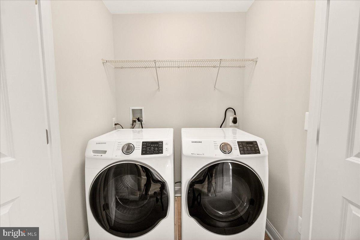 WESTVIEW SOUTH - Residential