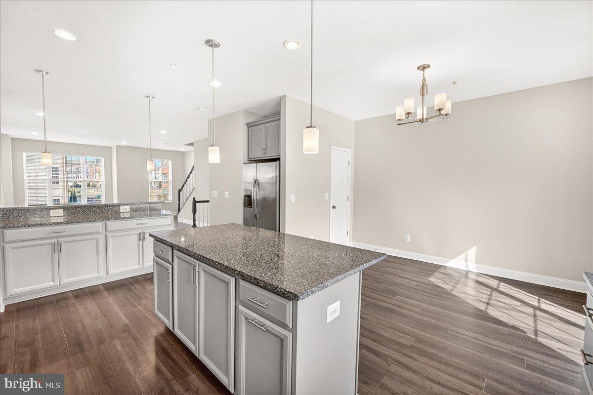 WESTVIEW SOUTH - Residential