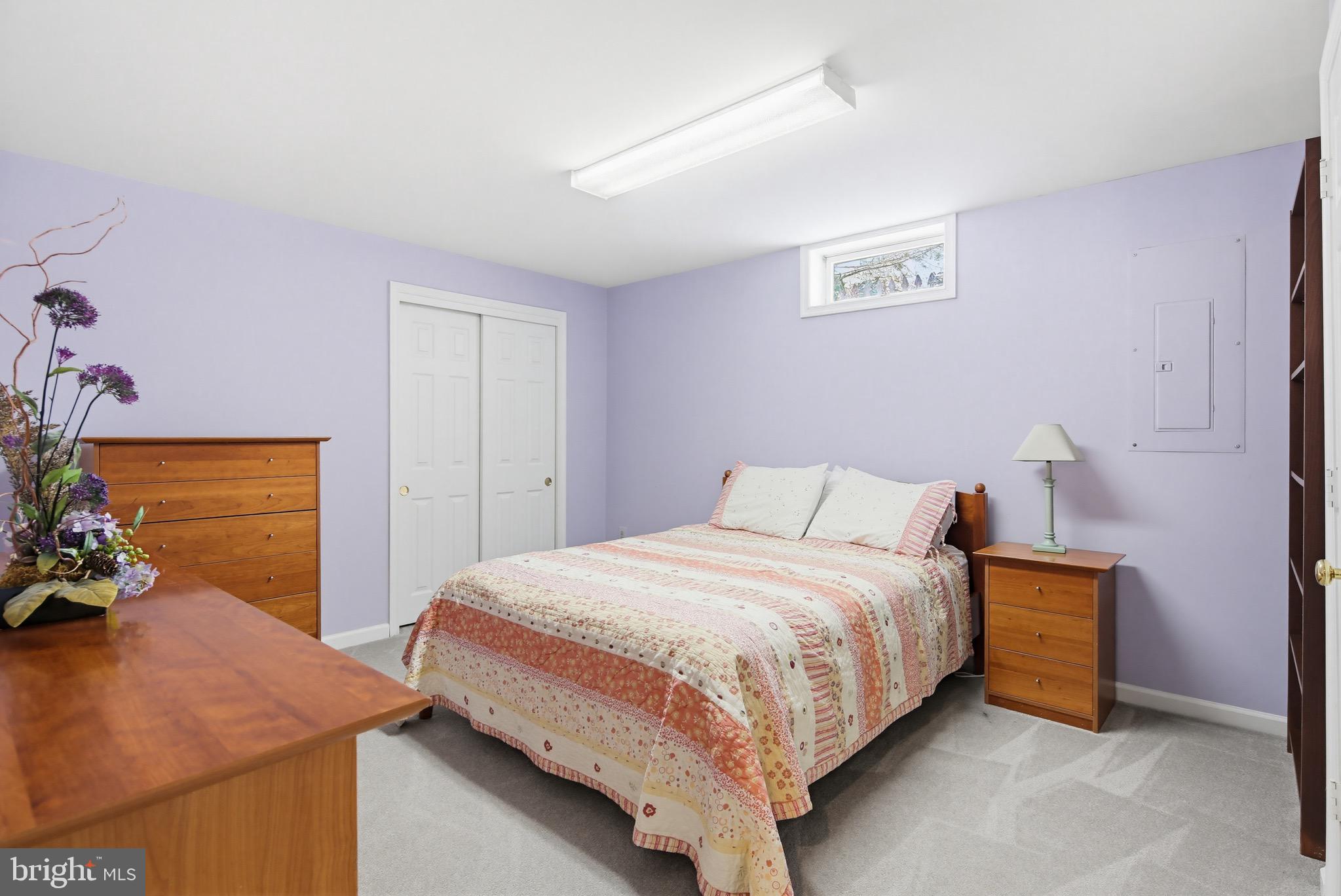 VILLAGE OF RIVER HILL - Residential