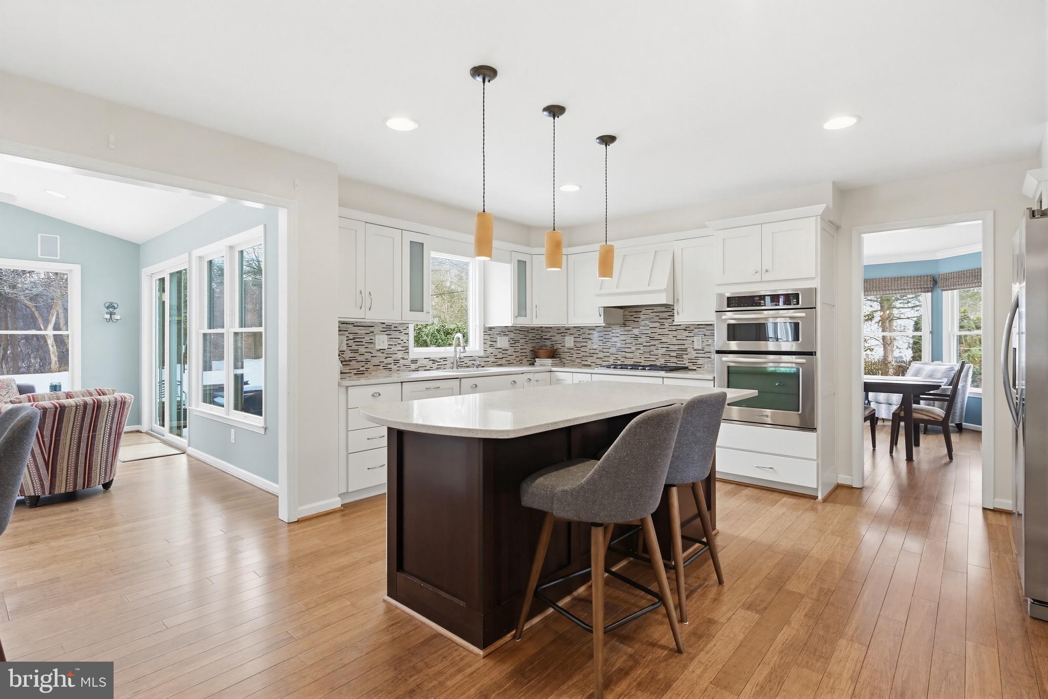 VILLAGE OF RIVER HILL - Residential