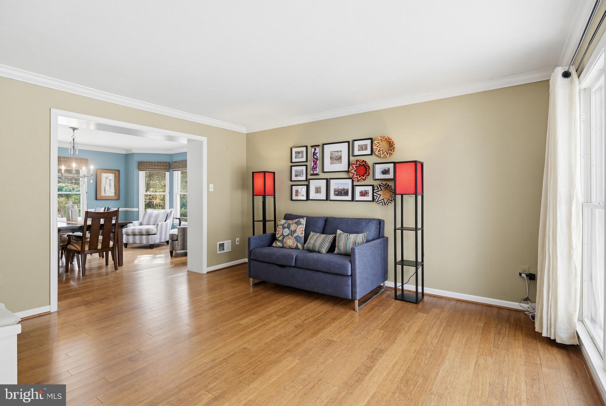 VILLAGE OF RIVER HILL - Residential