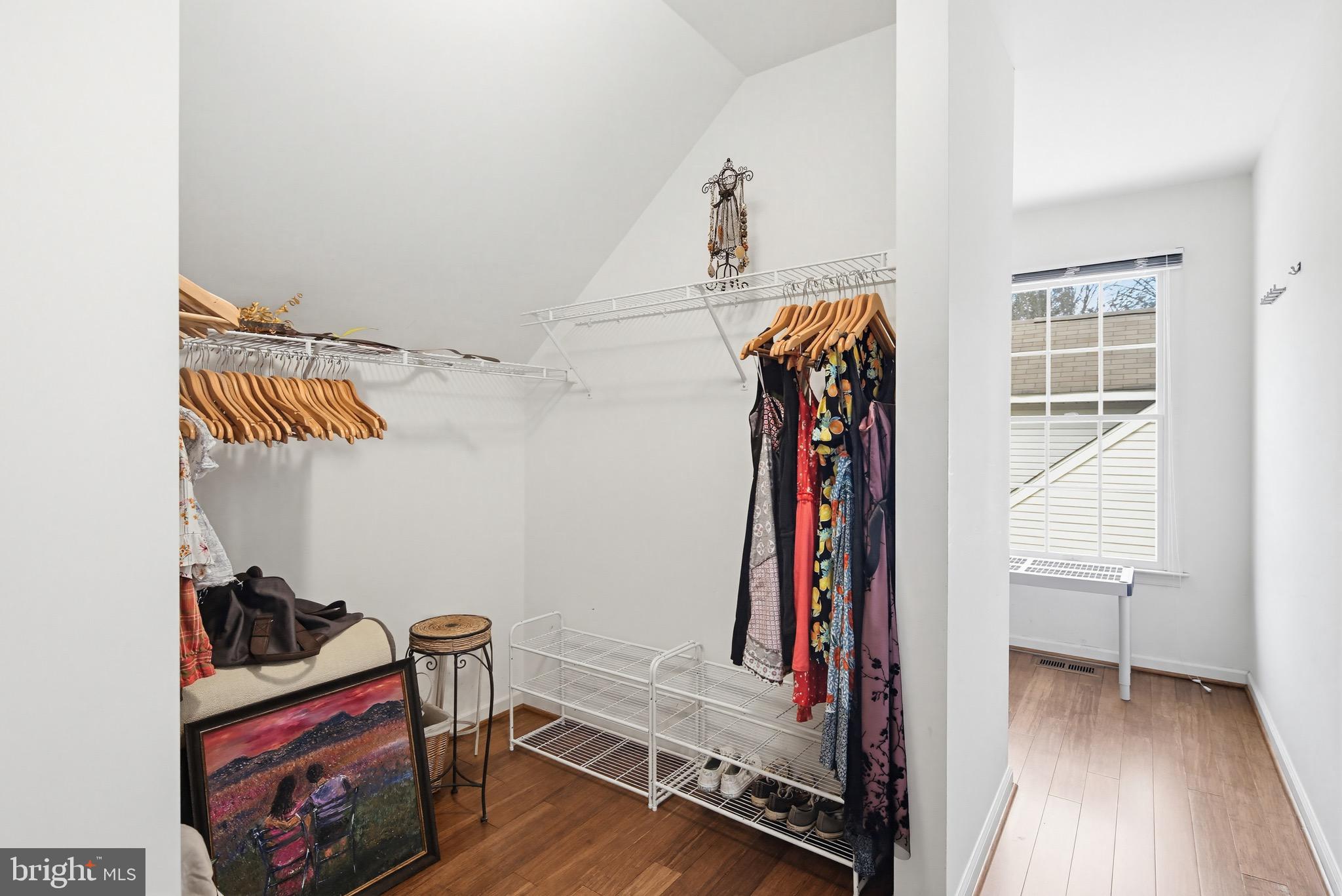 VILLAGE OF RIVER HILL - Residential