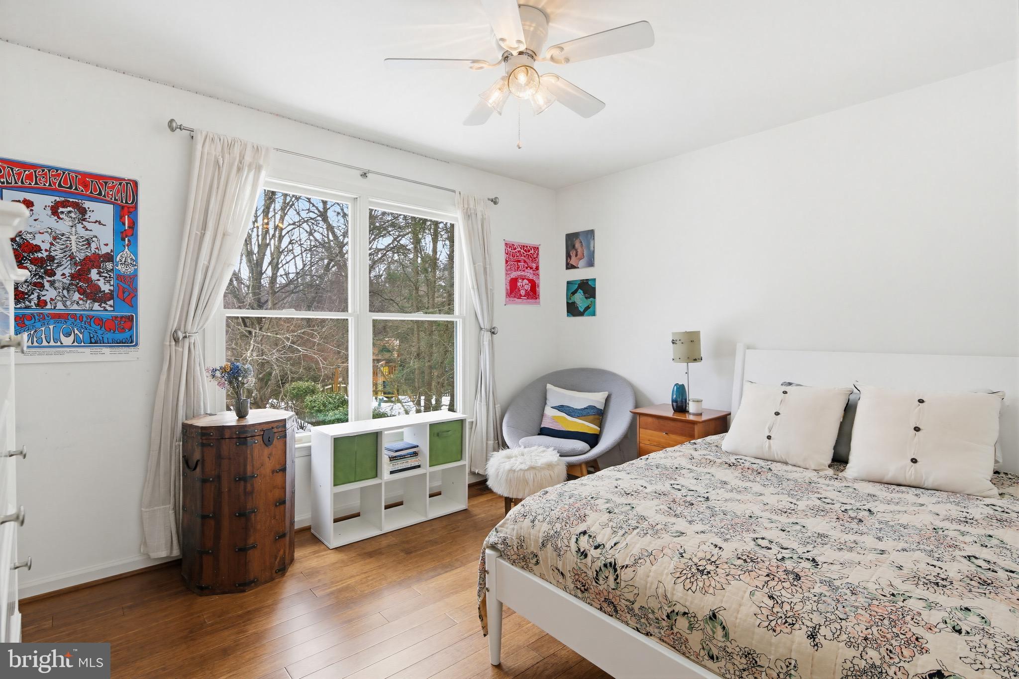 VILLAGE OF RIVER HILL - Residential