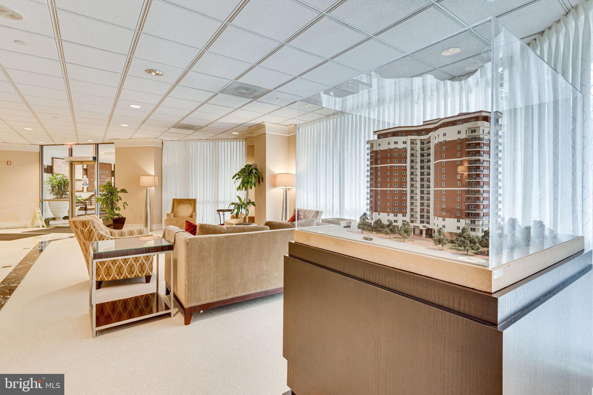 VIRGINIA SQUARE - Residential