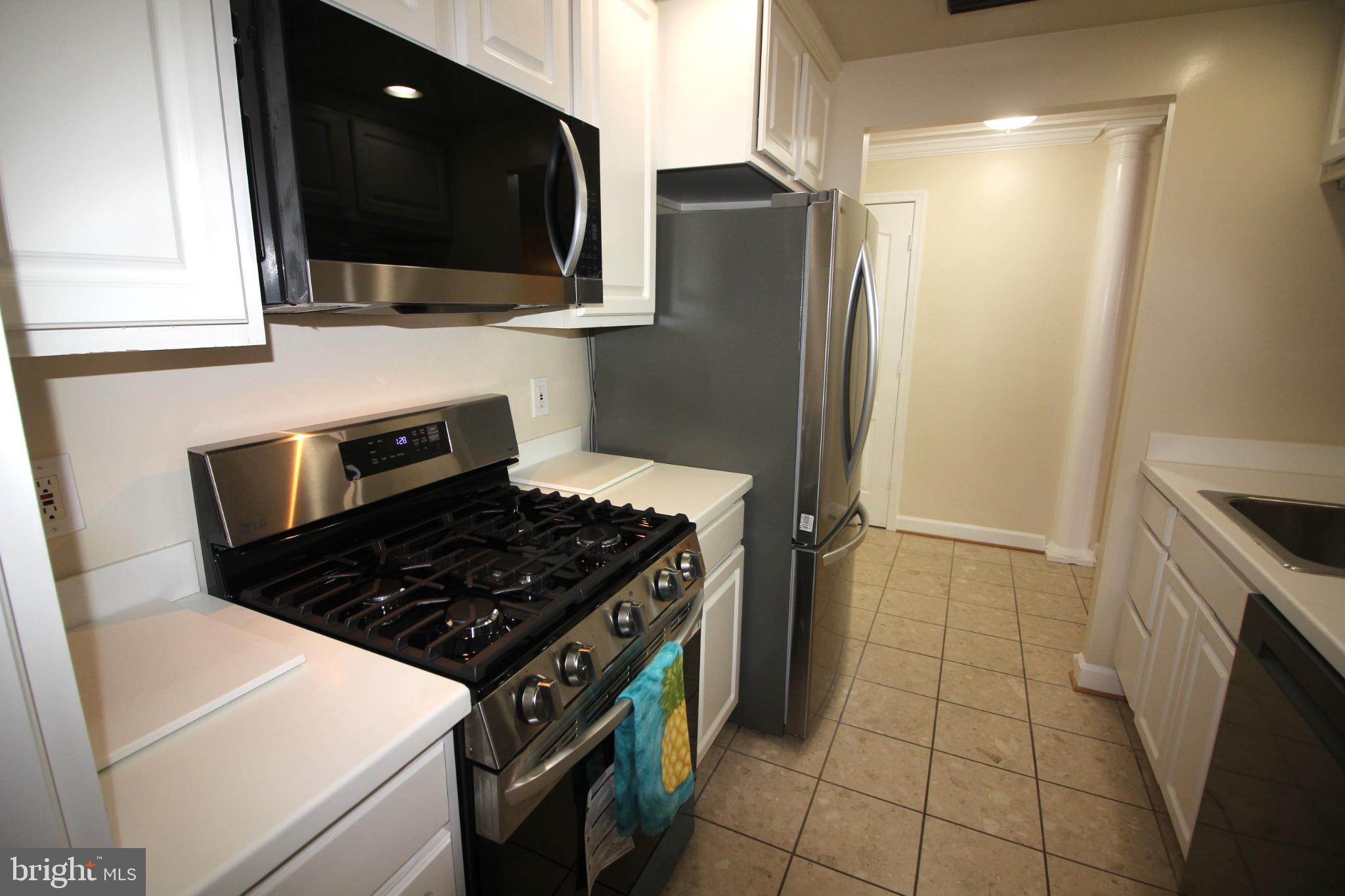 VIRGINIA SQUARE - Residential