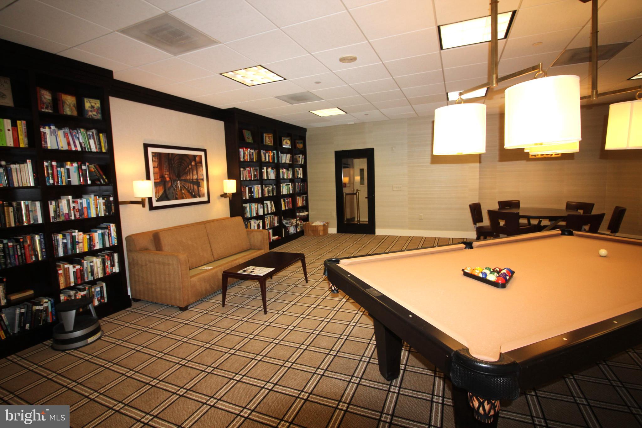 VIRGINIA SQUARE - Residential