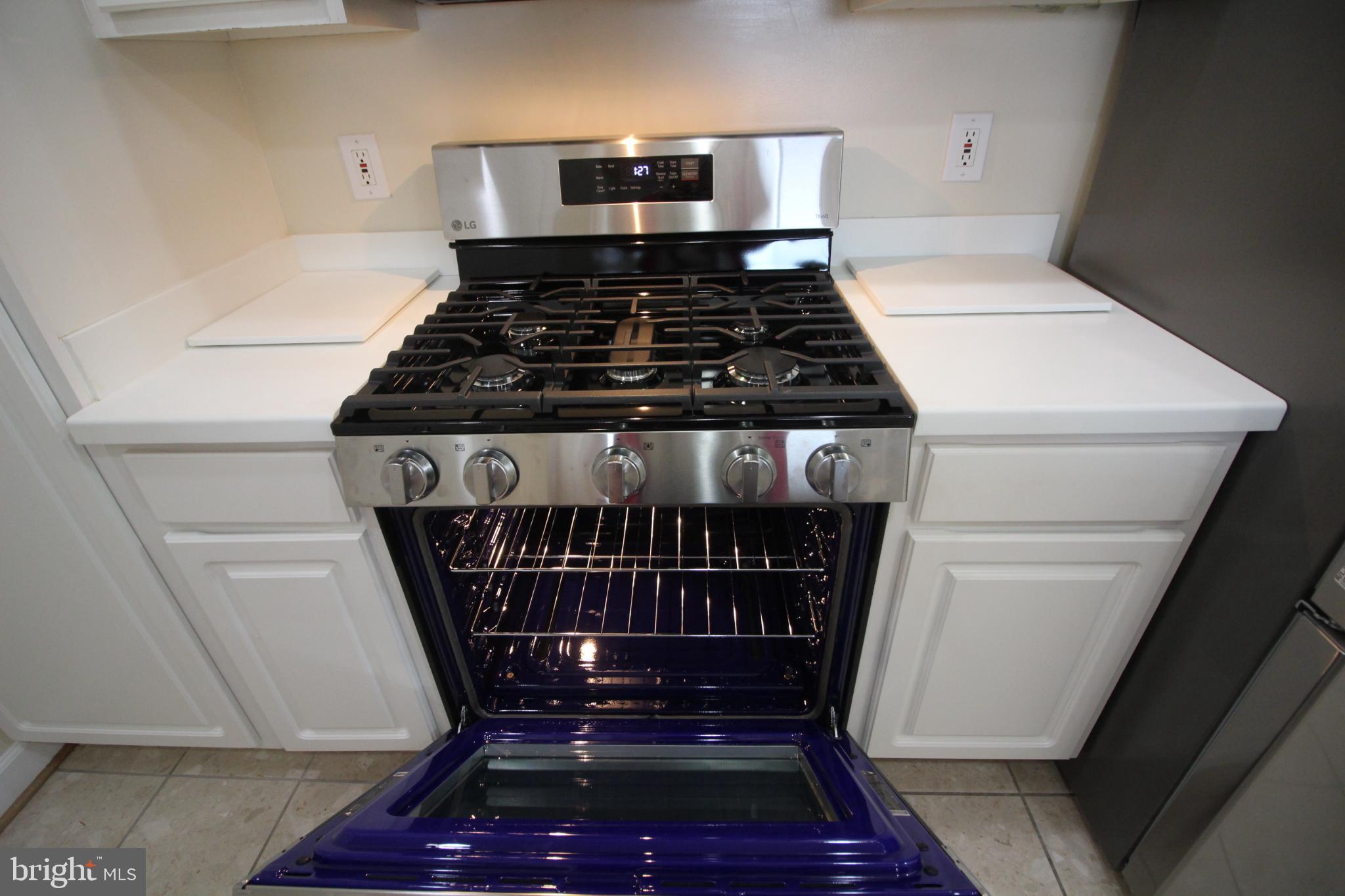 VIRGINIA SQUARE - Residential