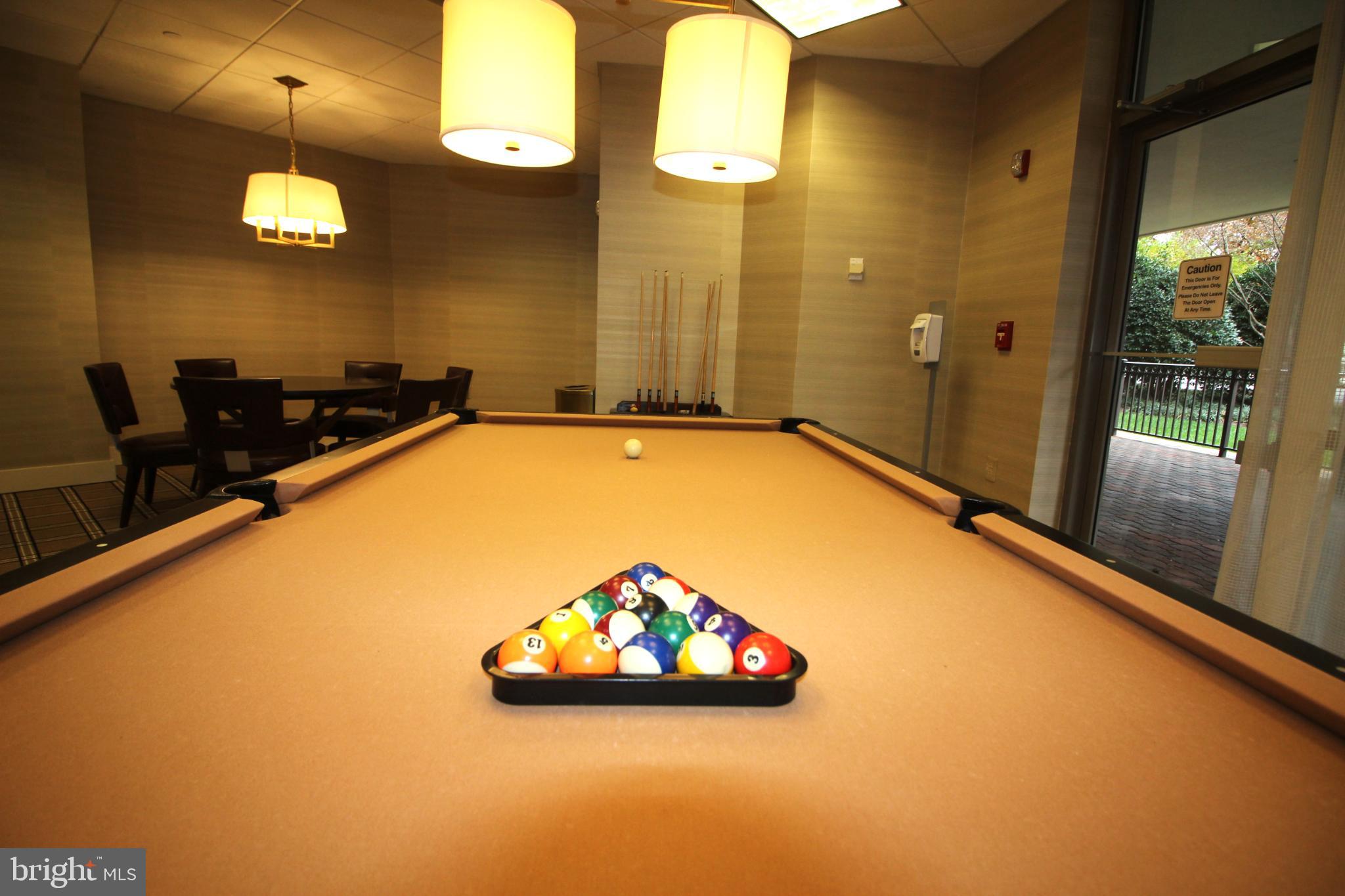 VIRGINIA SQUARE - Residential