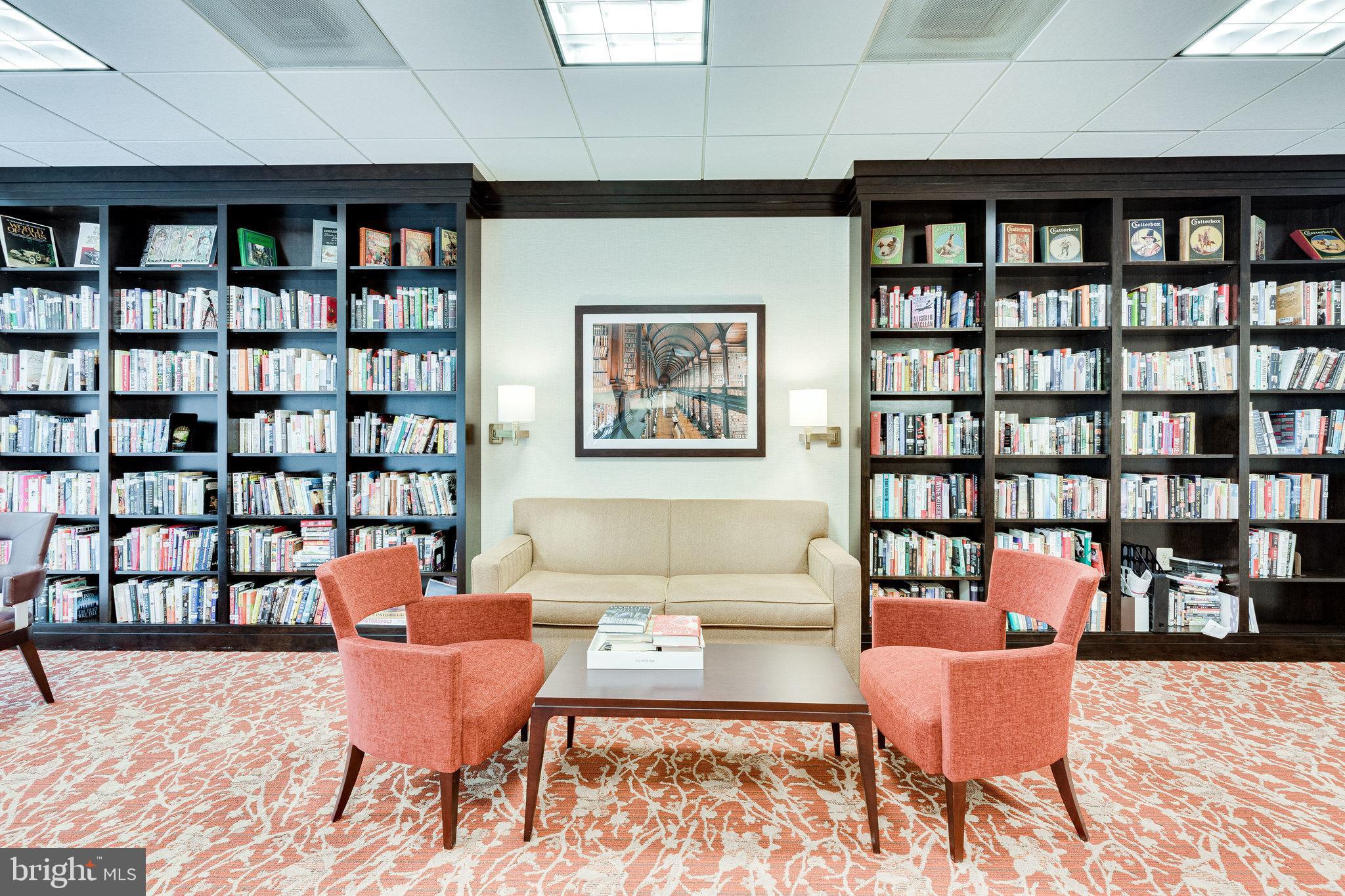 VIRGINIA SQUARE - Residential