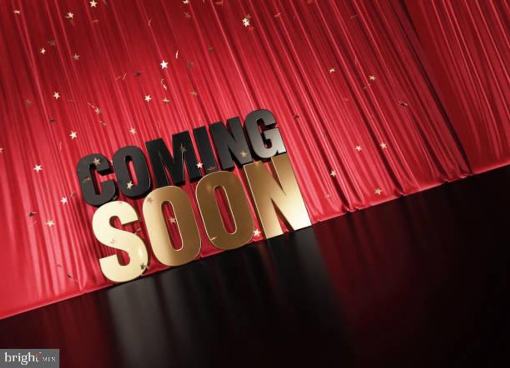 Photo of 10305 Beaver Knoll Drive, UPPER MARLBORO, MD 20772 (MLS # MDPG2180688)