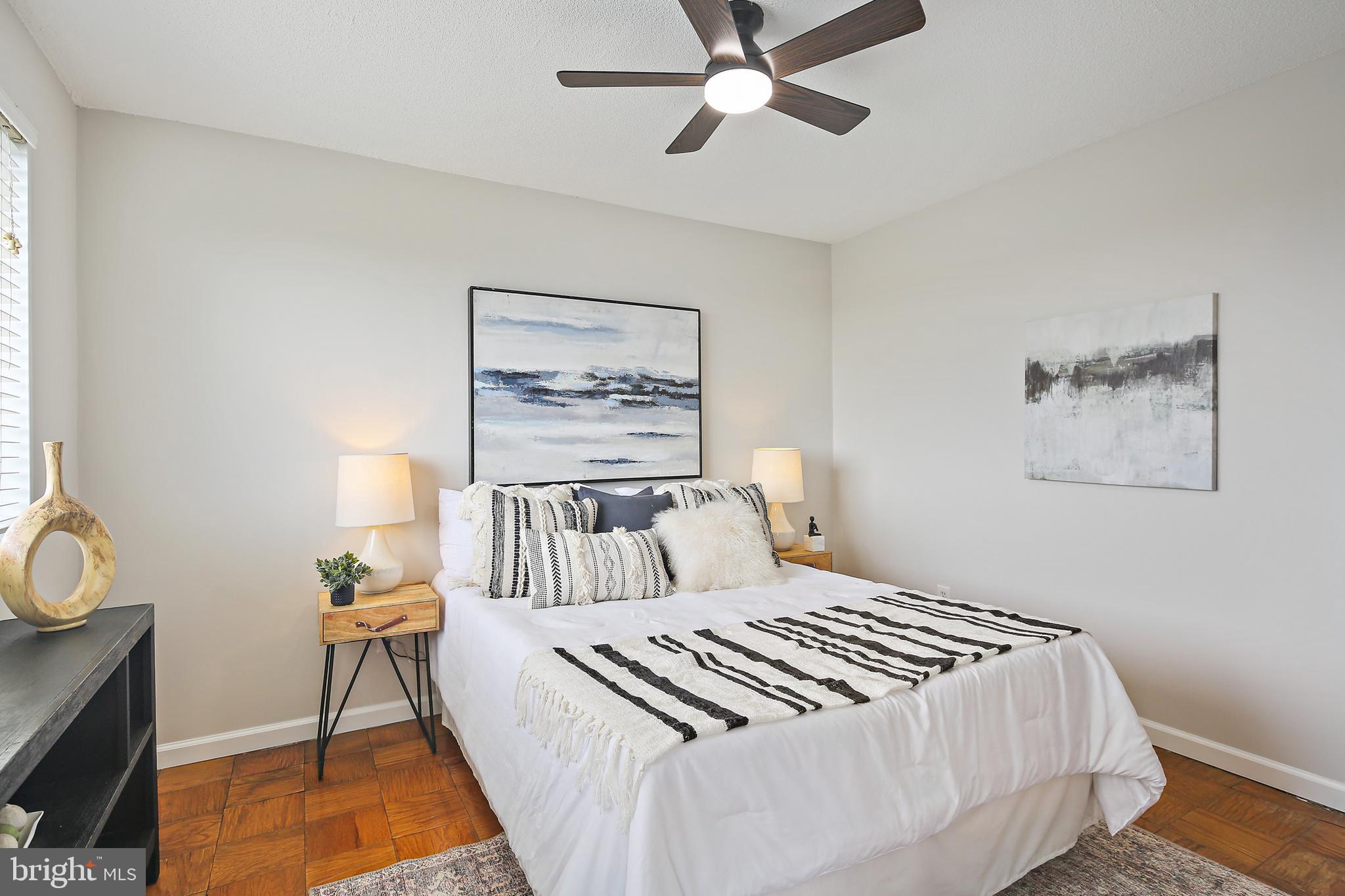 PRESIDENTIAL TOWERS - Residential