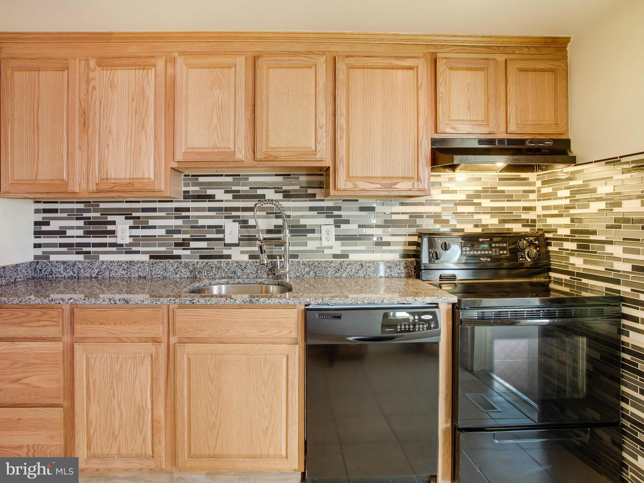 MAPLEWOOD - Residential