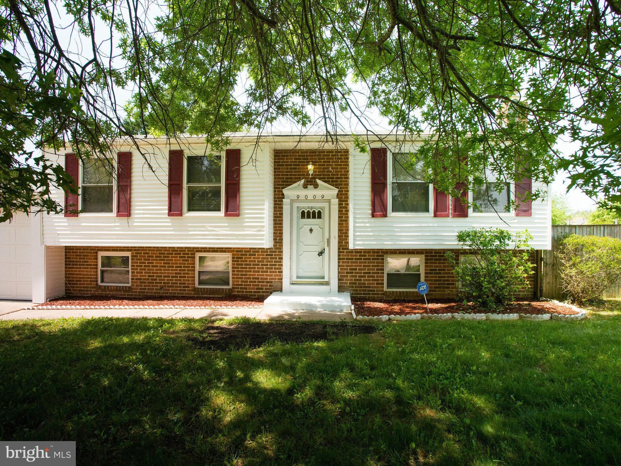 MAPLEWOOD - Residential