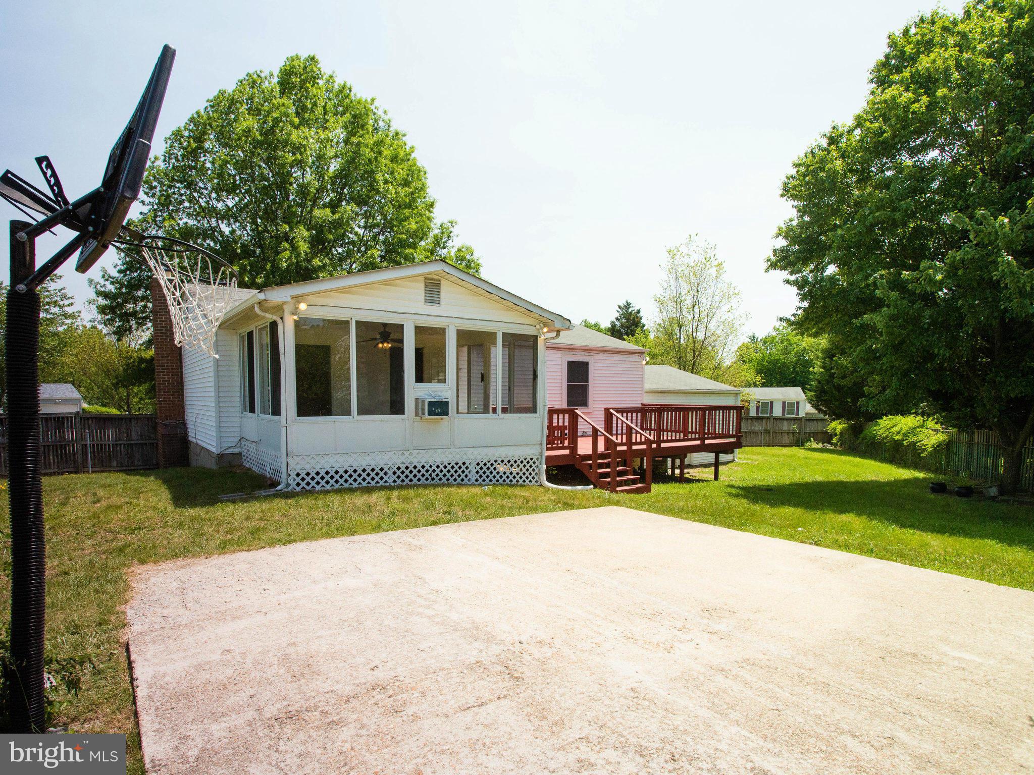 MAPLEWOOD - Residential