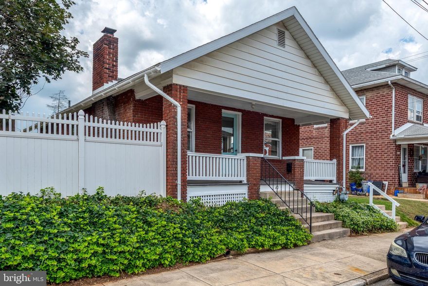 This charming 2-bedroom, 1-bath home has been beautifully updated from top to bottom, making it the perfect turn-key opportunity. Enjoy brand new luxury vinyl plank flooring throughout, a fully renovated kitchen with modern finishes, and recent updates that offer both style and peace of mind. Conveniently located just minutes from shopping, dining, and the York Expo Center, this home blends comfort, convenience, and value. Don’t miss your chance to own a like-new home without the new construction price tag!