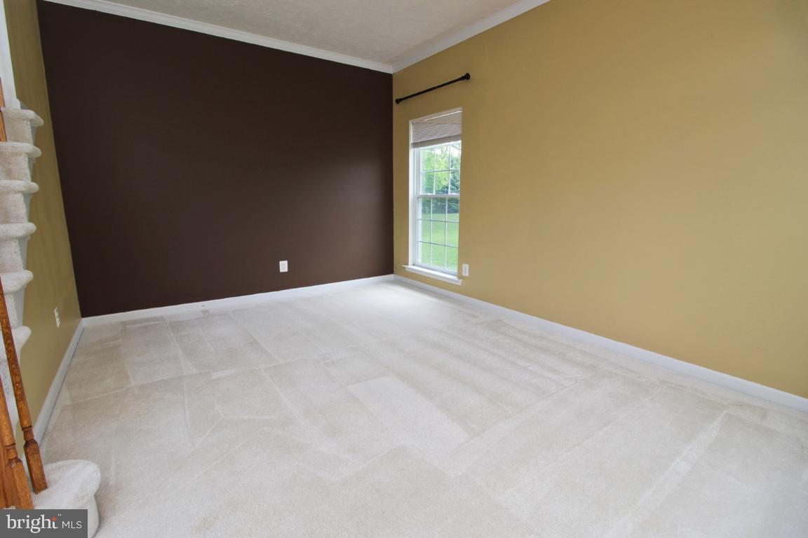 WEST VALLEY OAKS - Residential