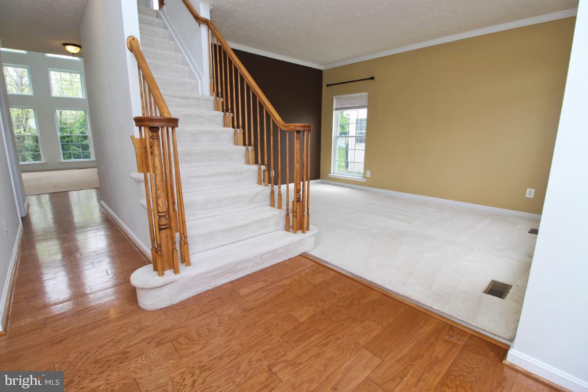 WEST VALLEY OAKS - Residential