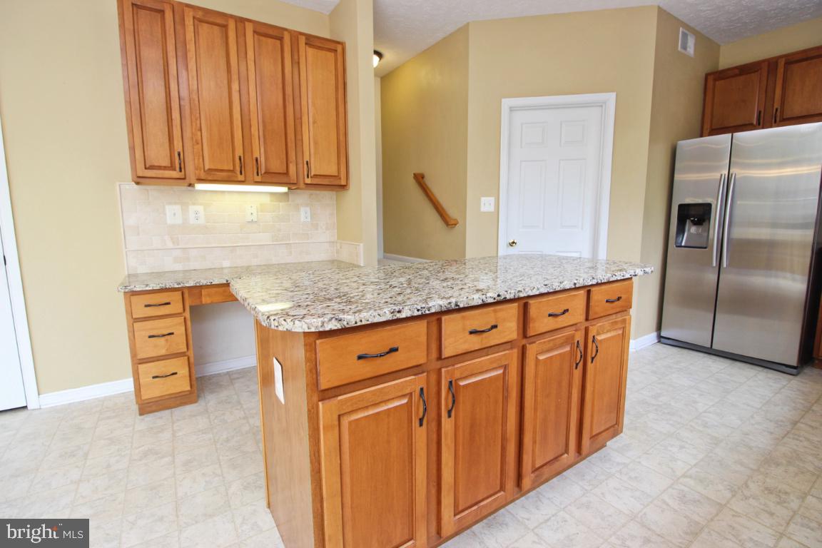 WEST VALLEY OAKS - Residential