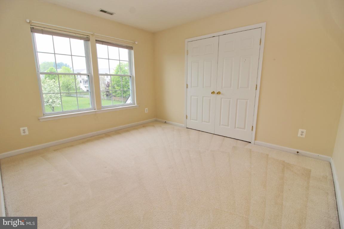 WEST VALLEY OAKS - Residential