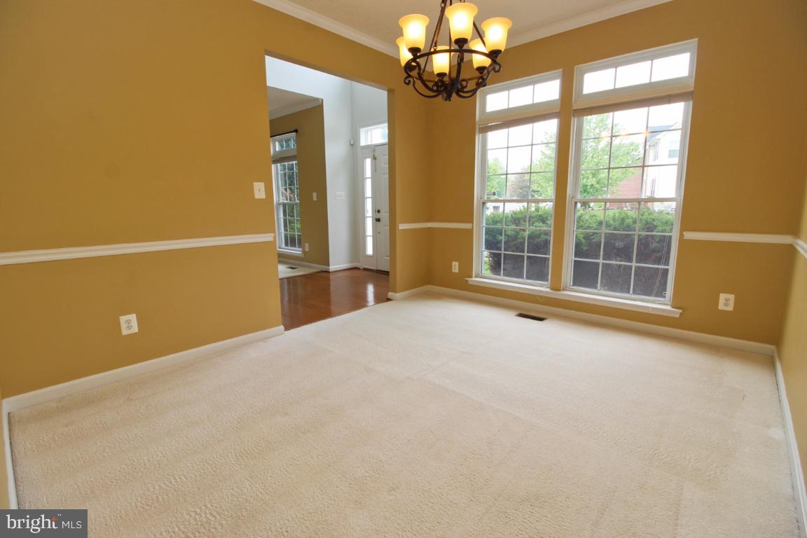 WEST VALLEY OAKS - Residential