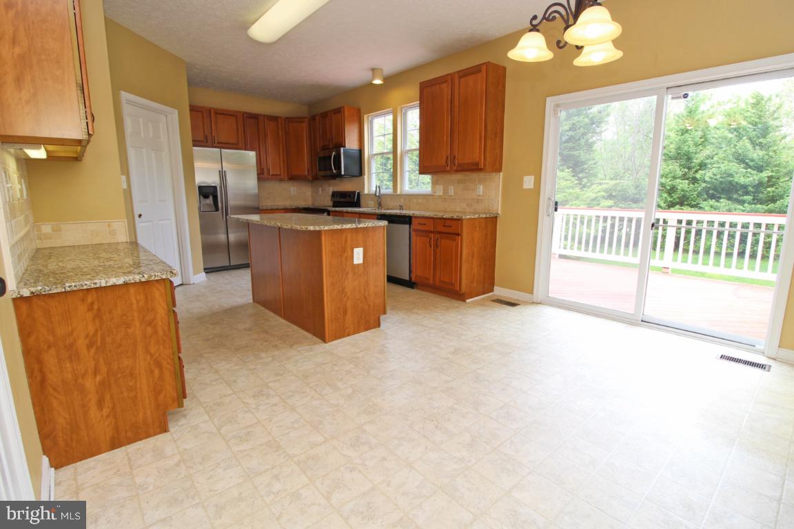 WEST VALLEY OAKS - Residential