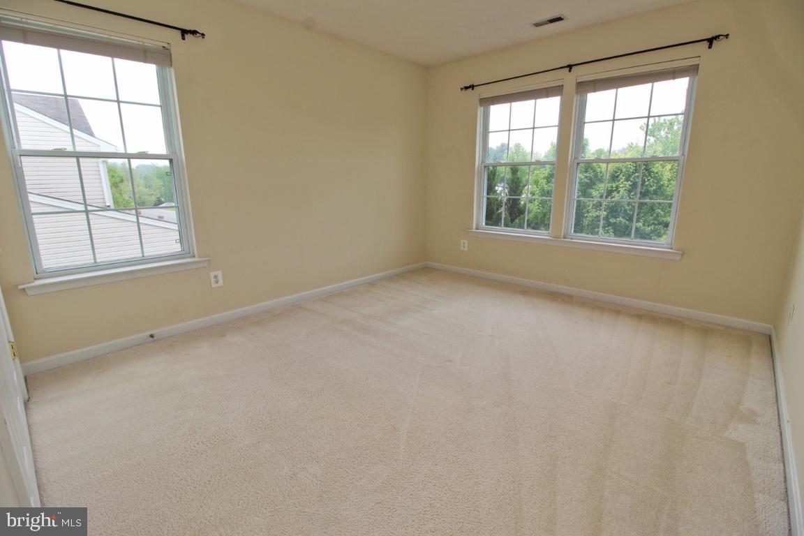 WEST VALLEY OAKS - Residential