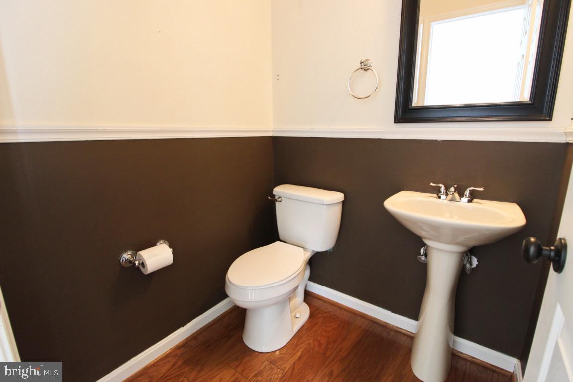 WEST VALLEY OAKS - Residential